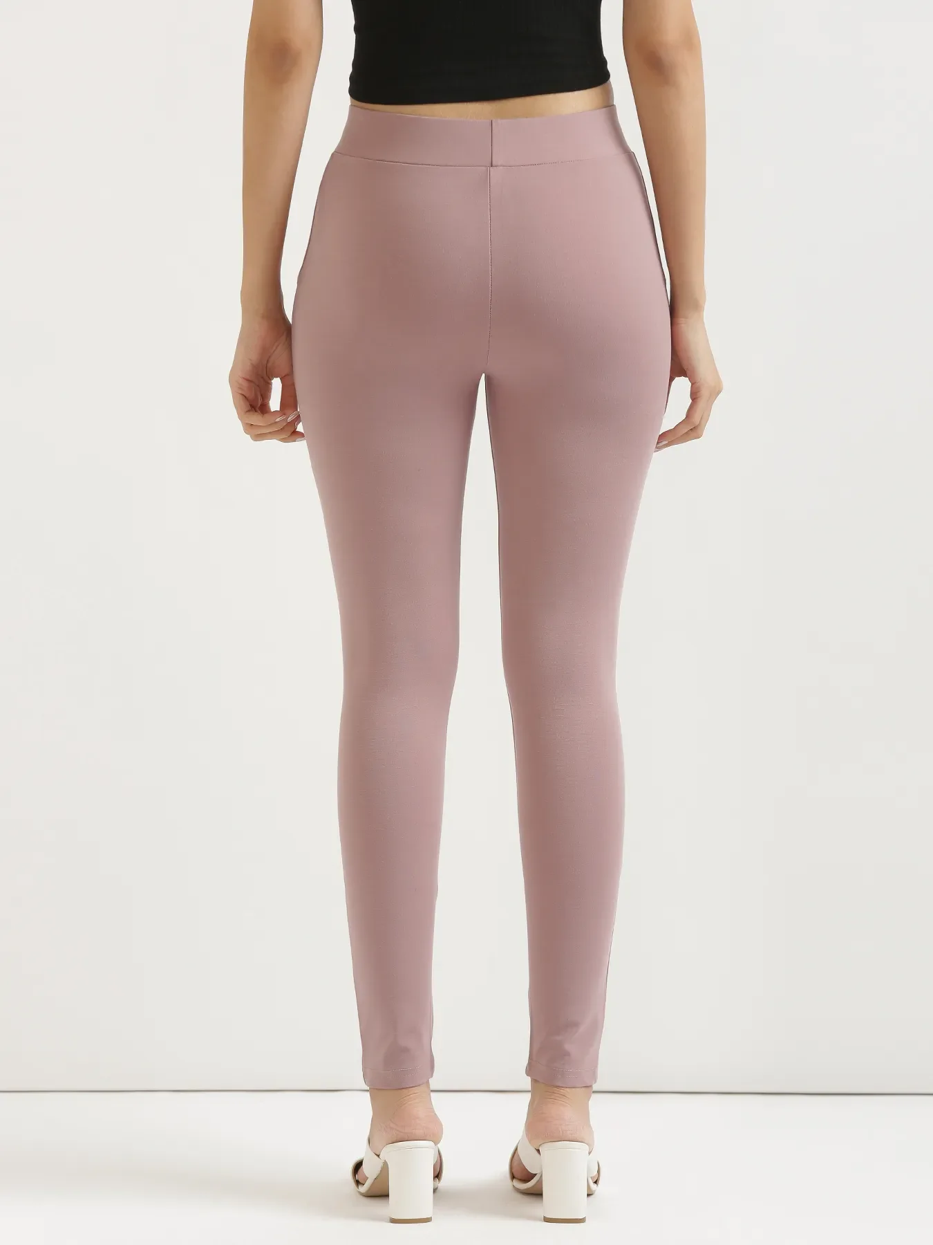 Women Ash 4-Way Stretchable Pants - Image 7