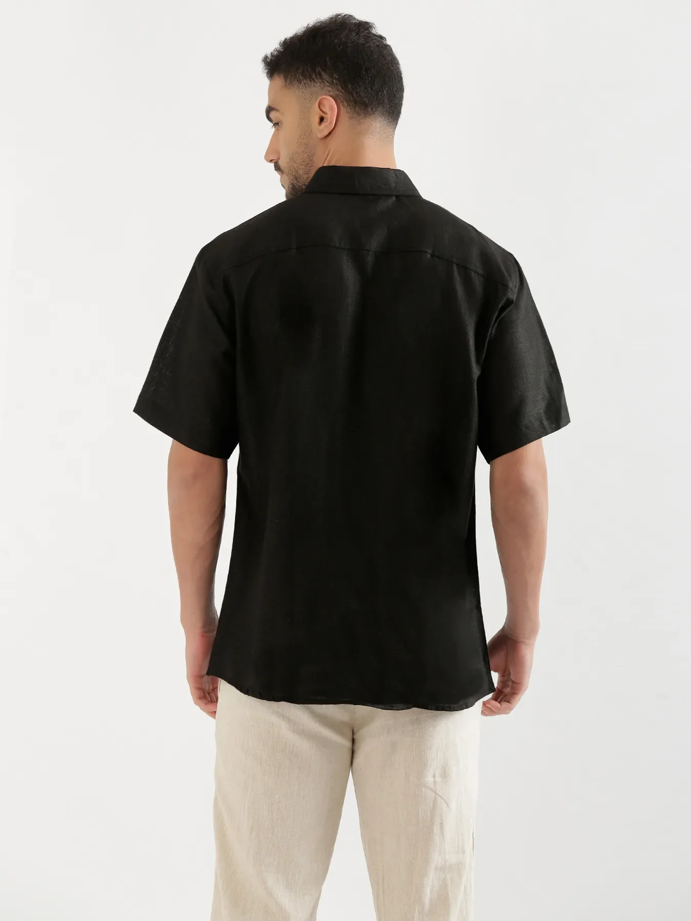 Men Black 100% Linen Half Sleeve Shirt - Image 4