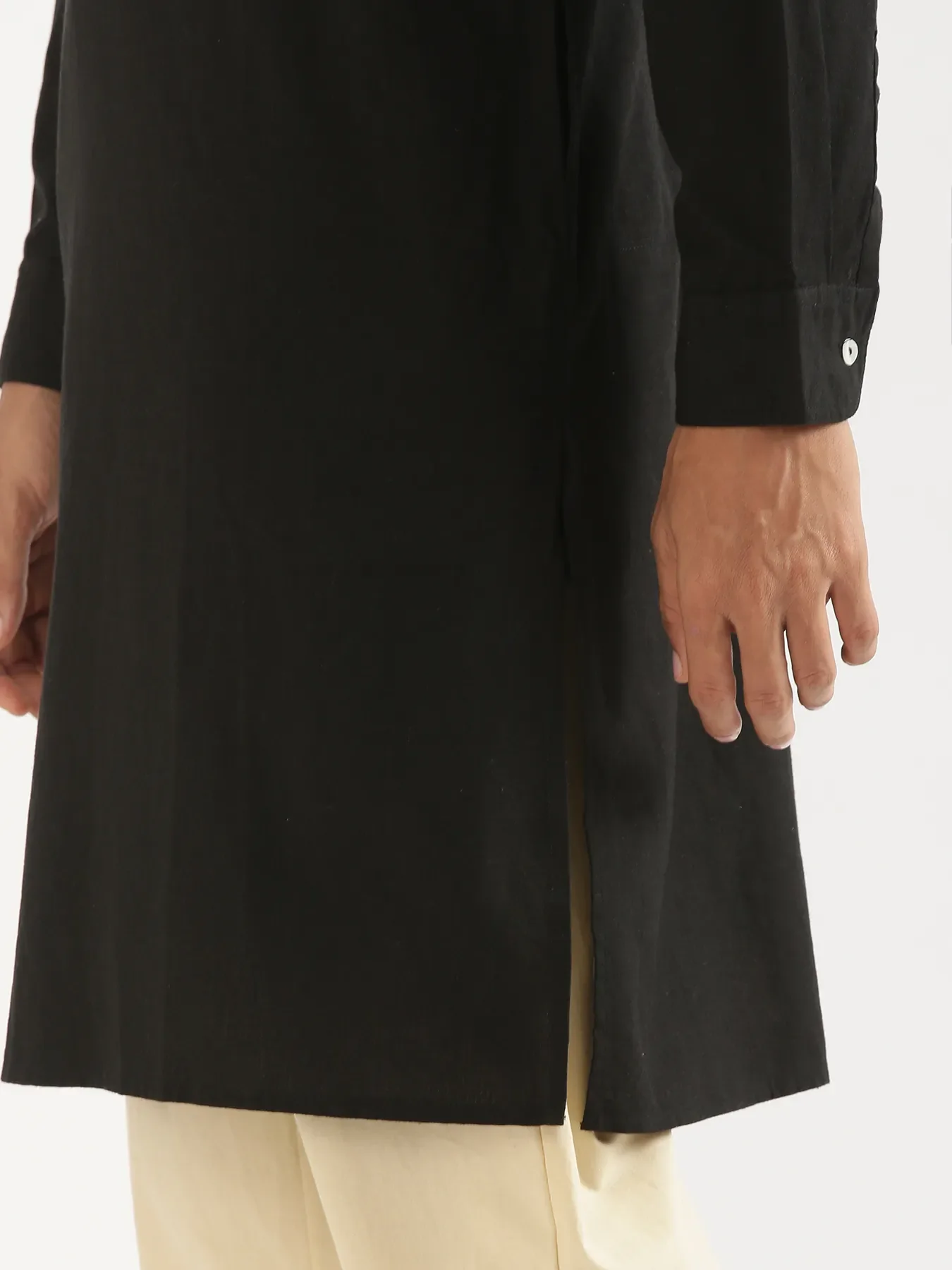 Men Black Airy Linen Long Kurta - Image 13