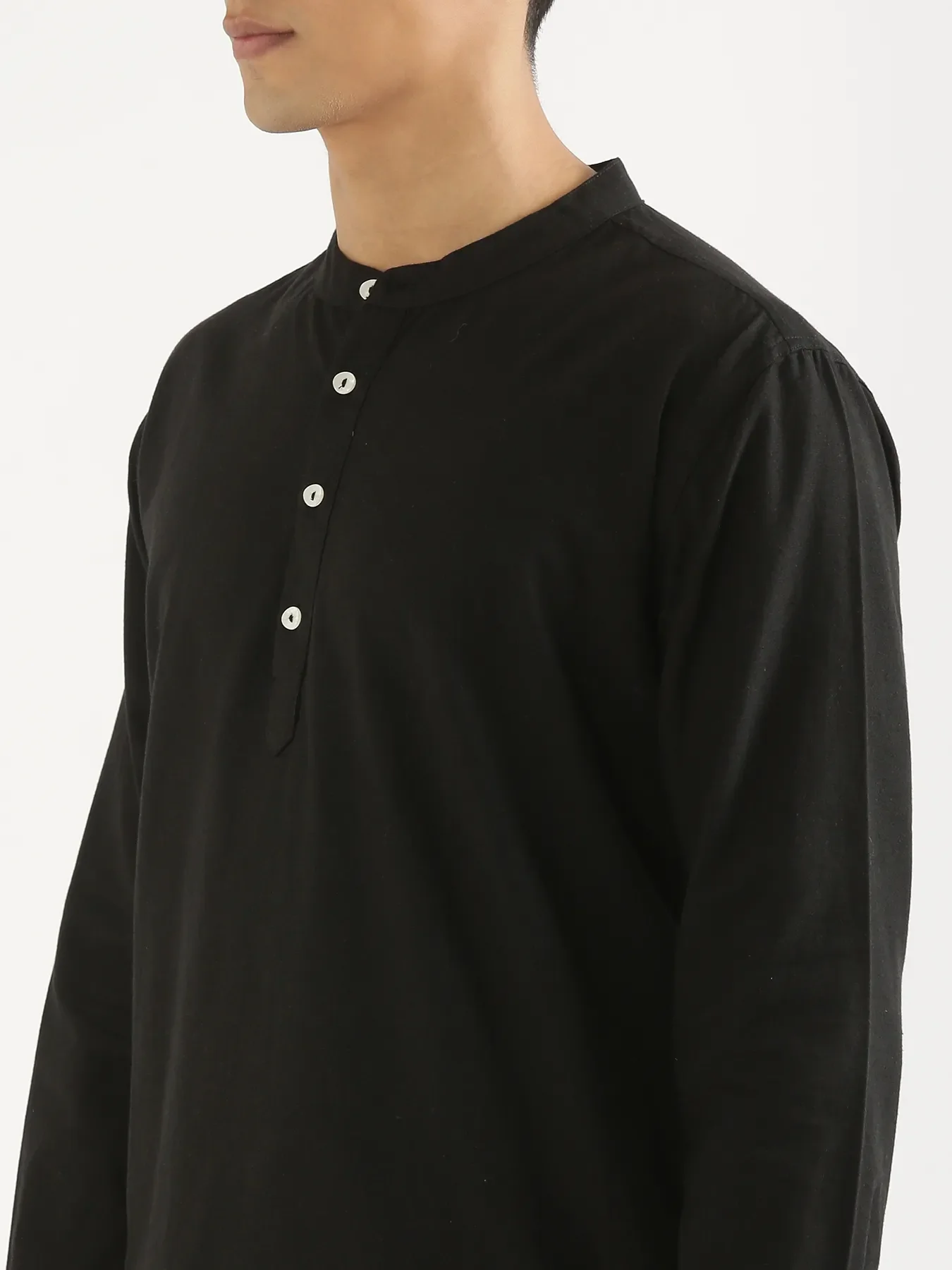Men Black Airy Linen Long Kurta - Image 7
