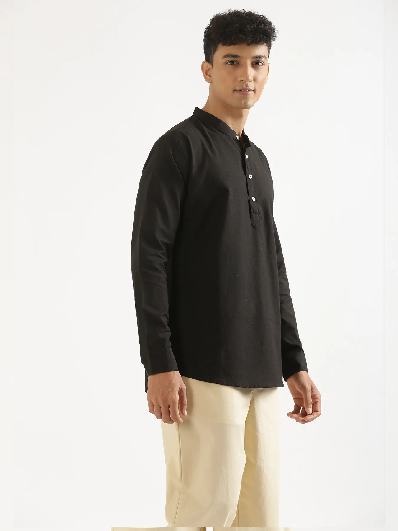 Men Black Airy Linen Short Kurta - Image 8