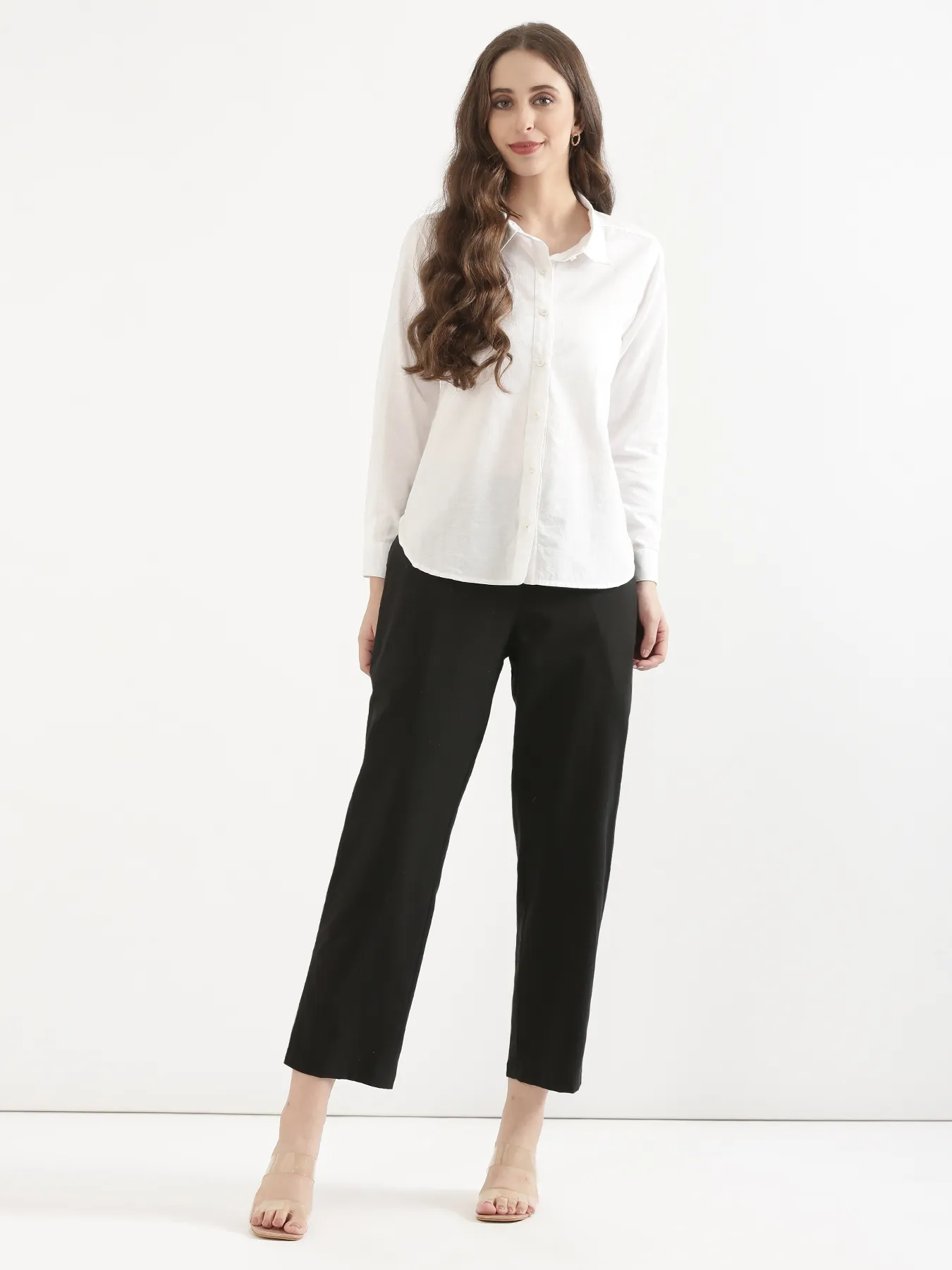 Women Black Airy Linen Straight Pants - Image 3