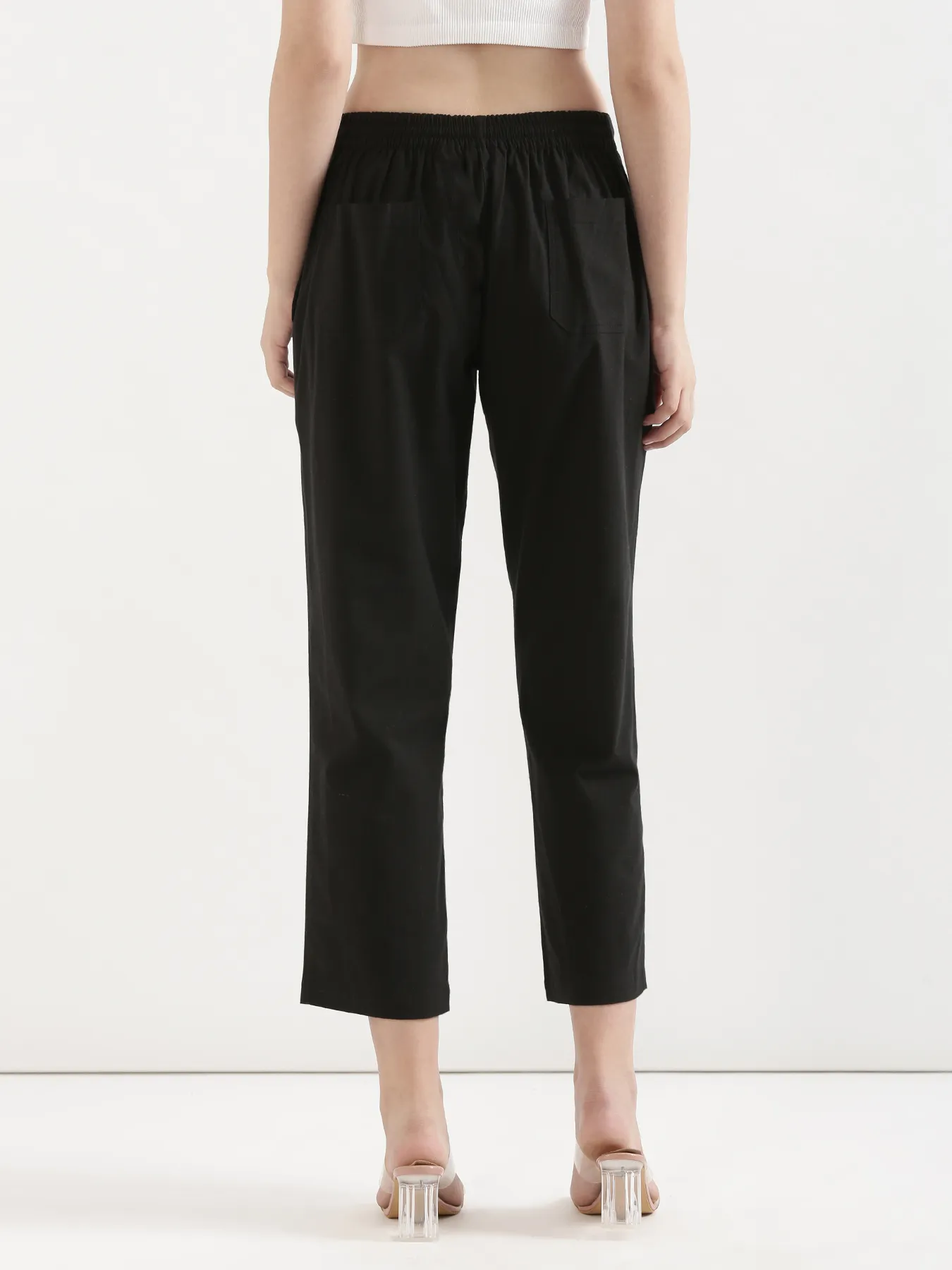 Women Black Airy Linen Straight Pants - Image 7