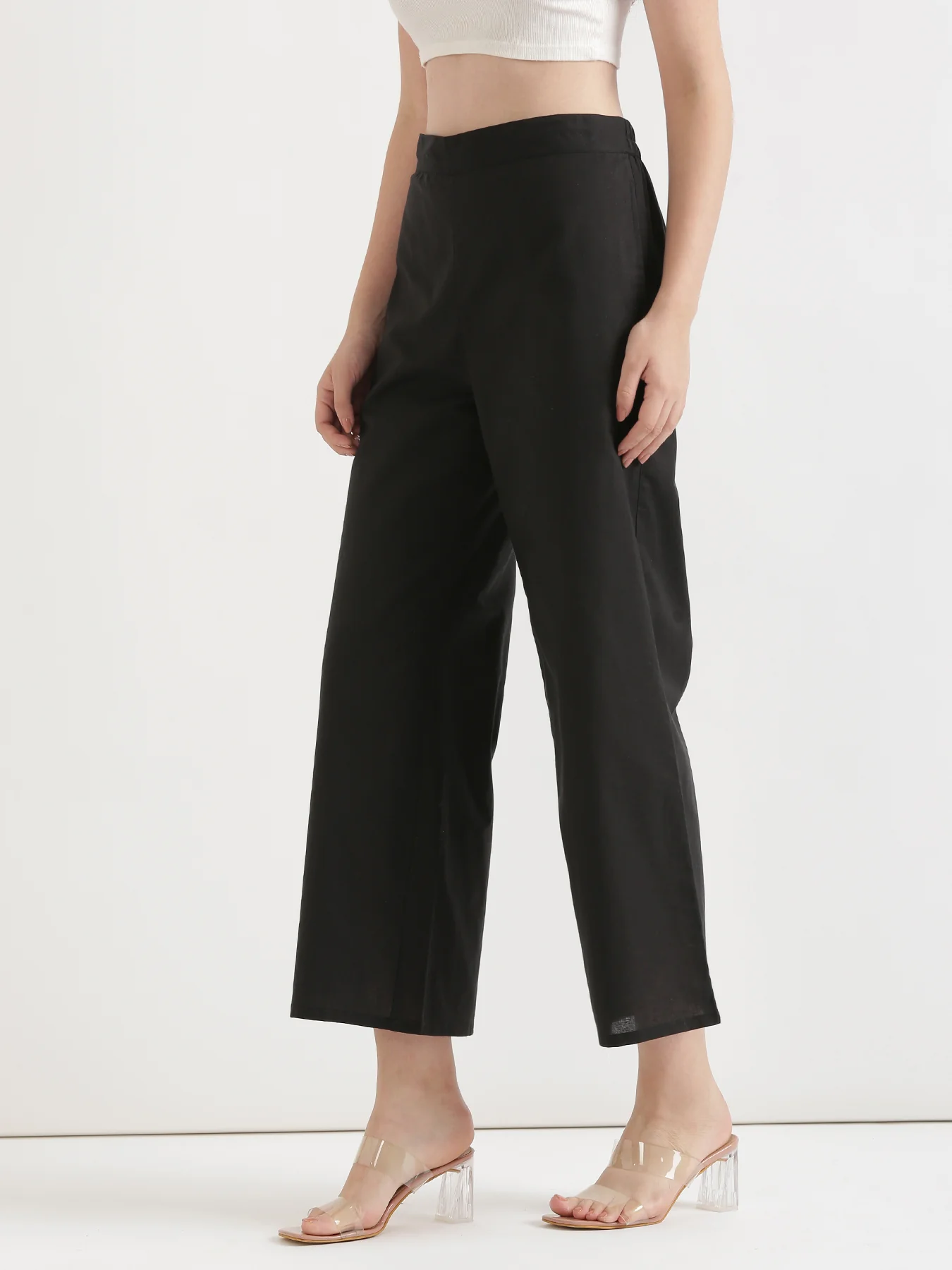 Women Black Airy Linen Wide Leg Pant - Image 4