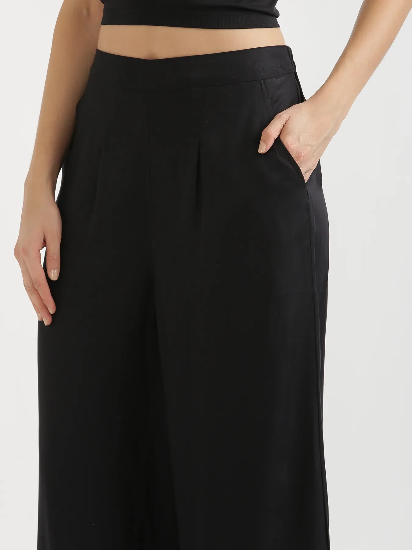 Women Black Viscose Palazzo Pant - Image 6