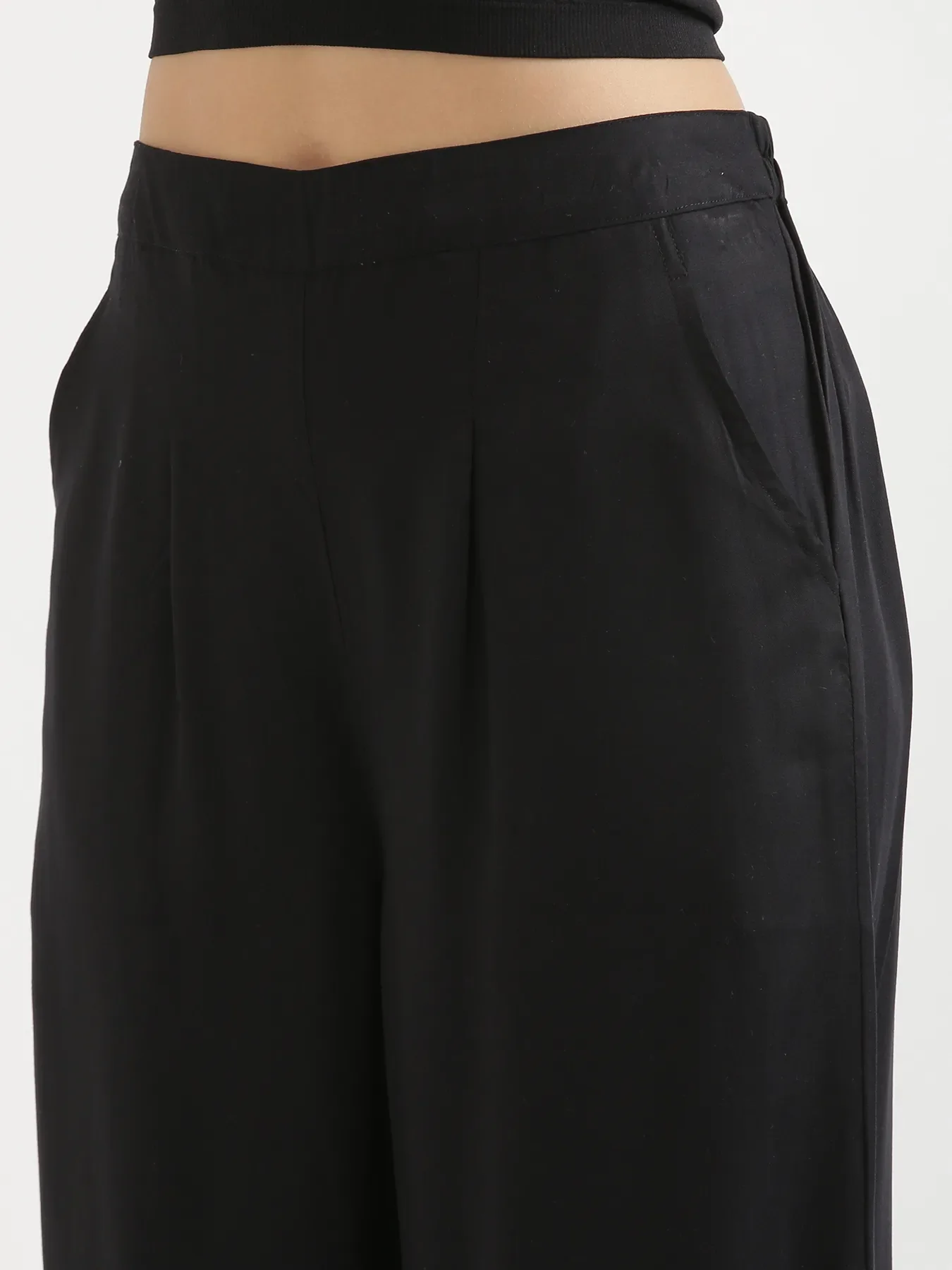 Women Black Viscose Palazzo Pant - Image 7