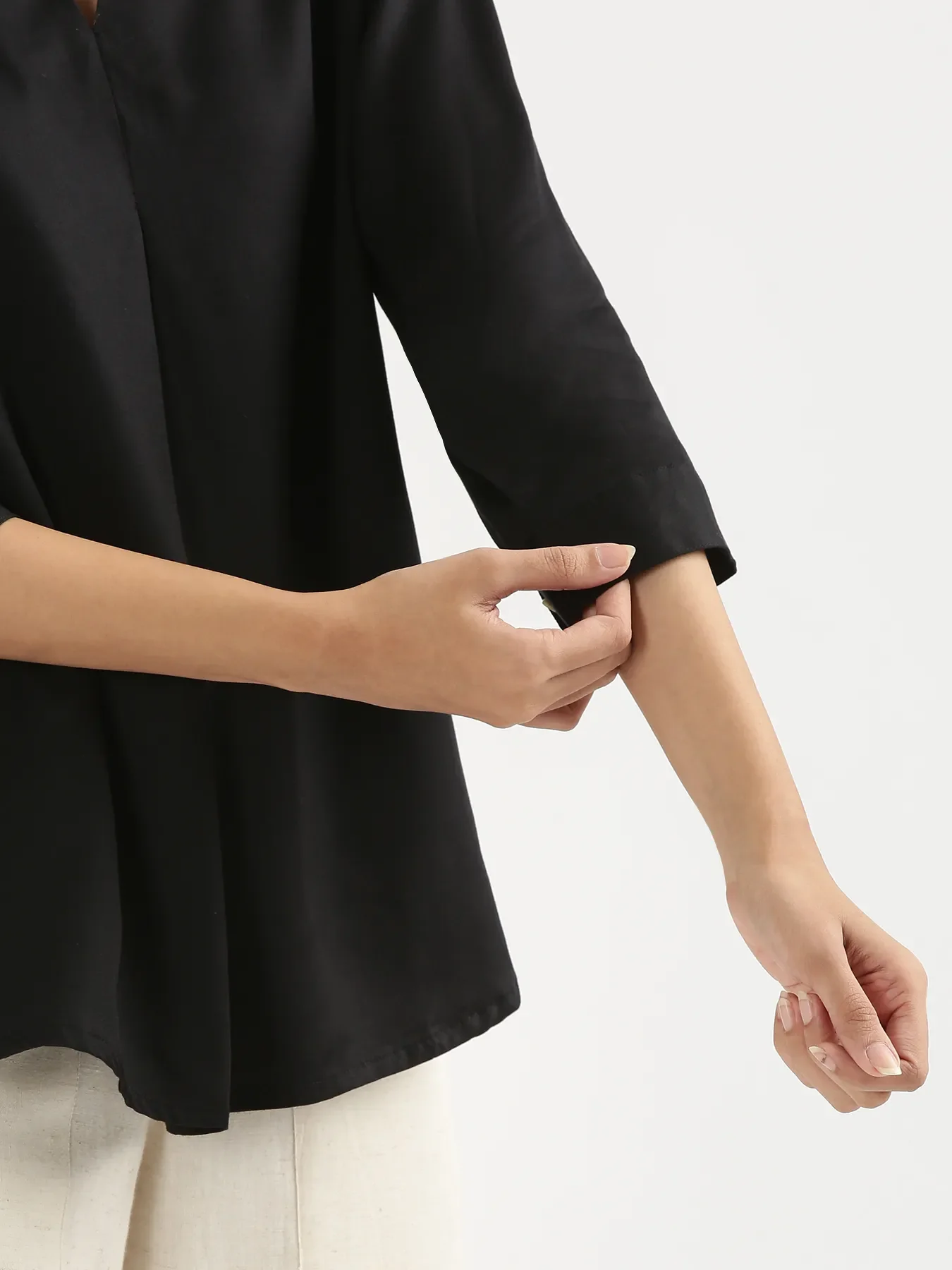 Women Black Viscose Pleated Top - Image 8