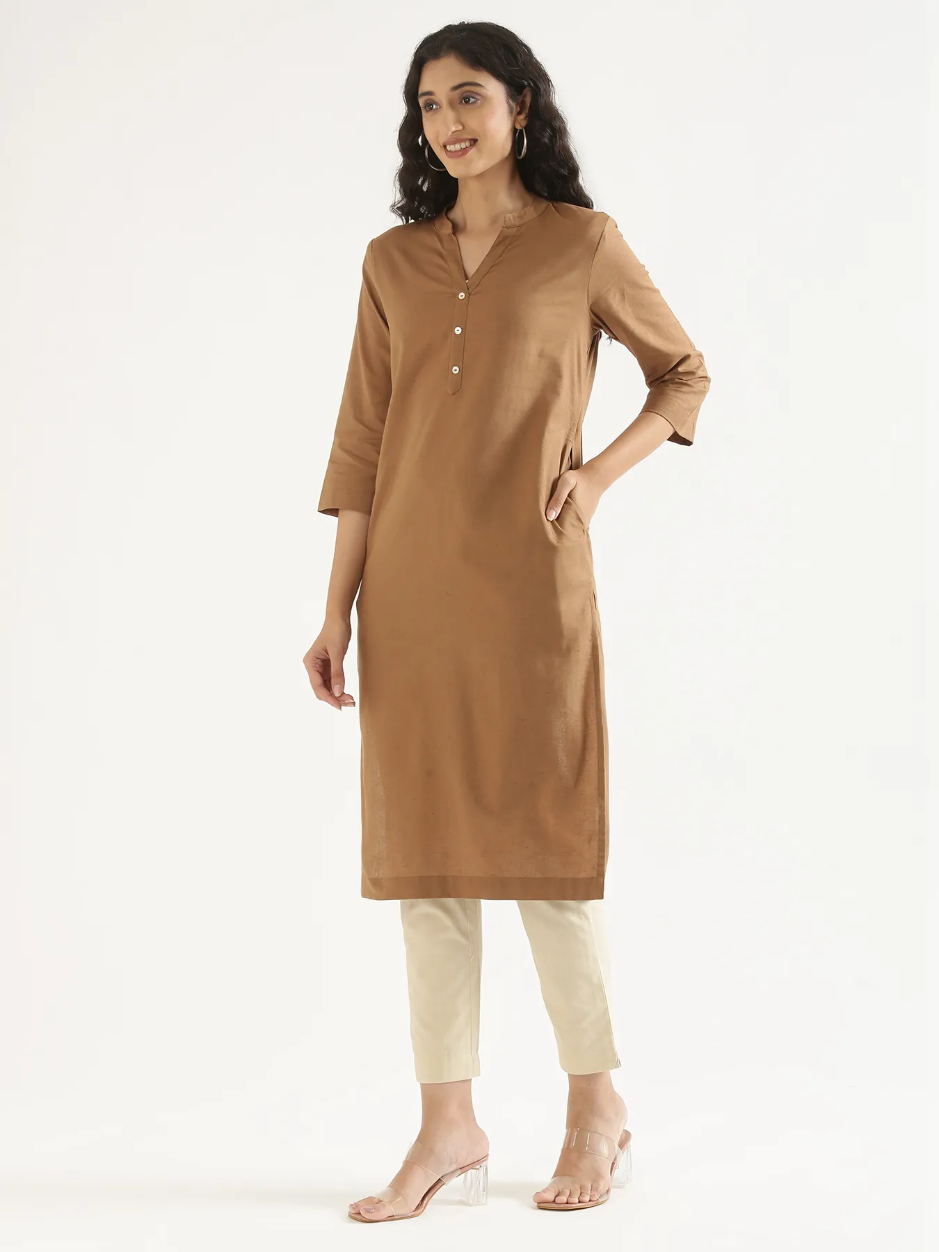 Women Coffee Brown Airy Linen Long Kurta - Image 3