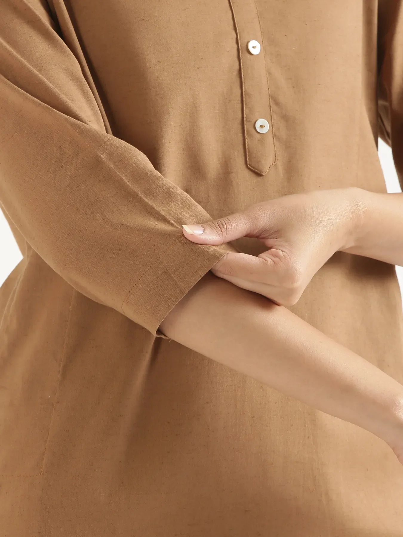 Women Coffee Brown Airy Linen Long Kurta - Image 7