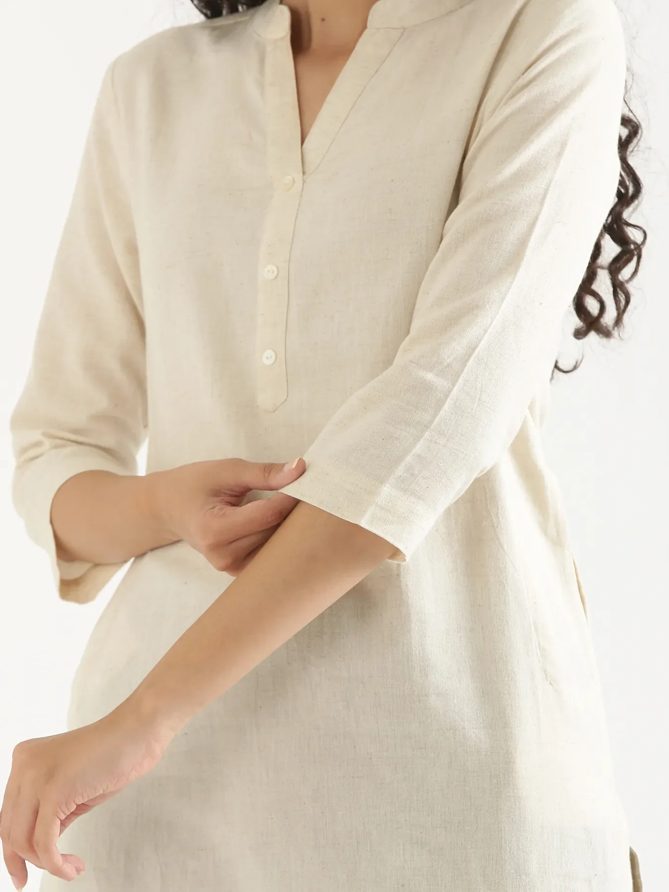 Women Ecru Airy Linen Long Kurta - Image 7