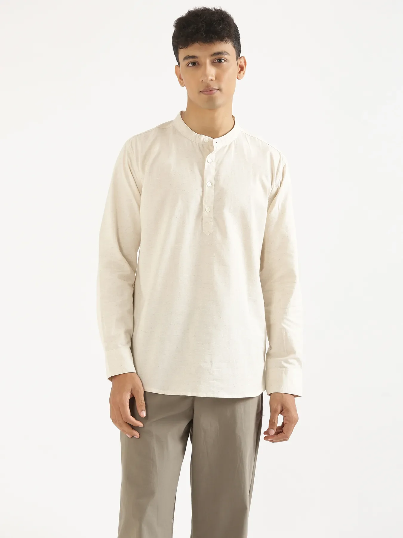 Men Ecru Airy Linen Short Kurta - Image 4