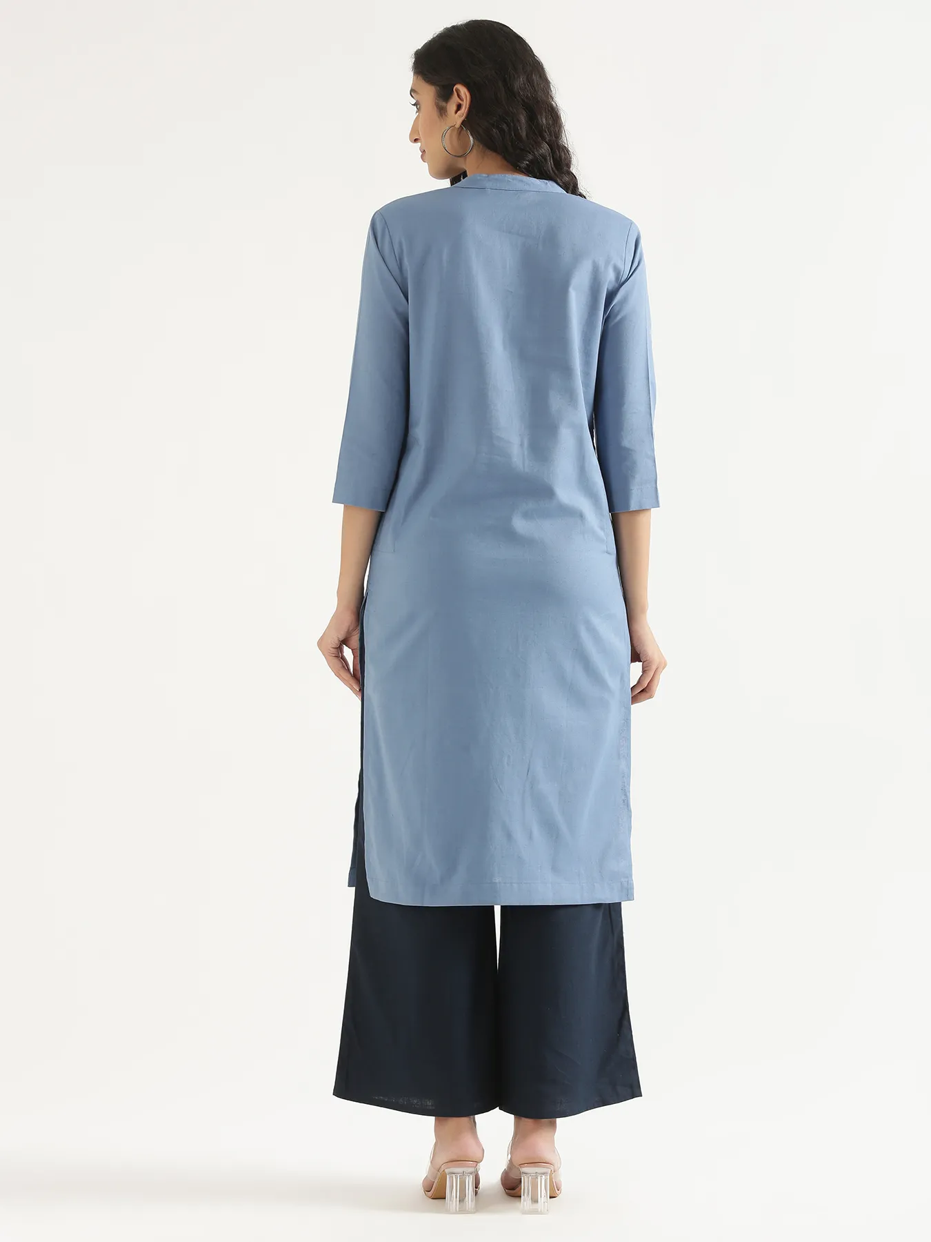 Women English Blue Airy Linen Long Kurta - Image 11