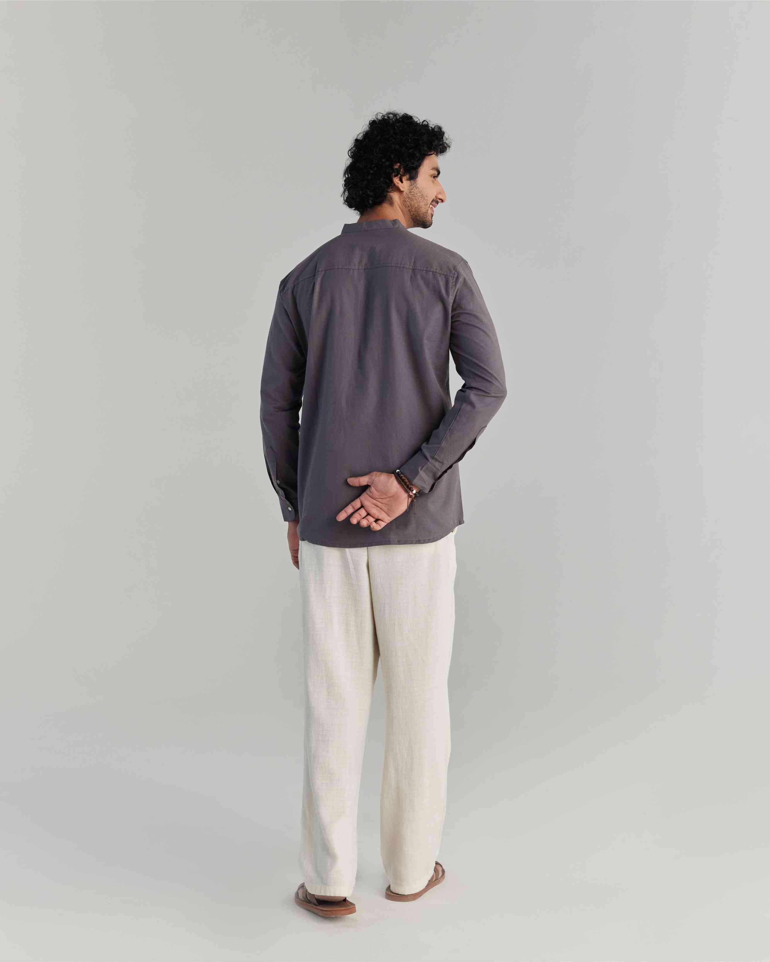 Men Grey Airy Linen Short Kurta - Image 6
