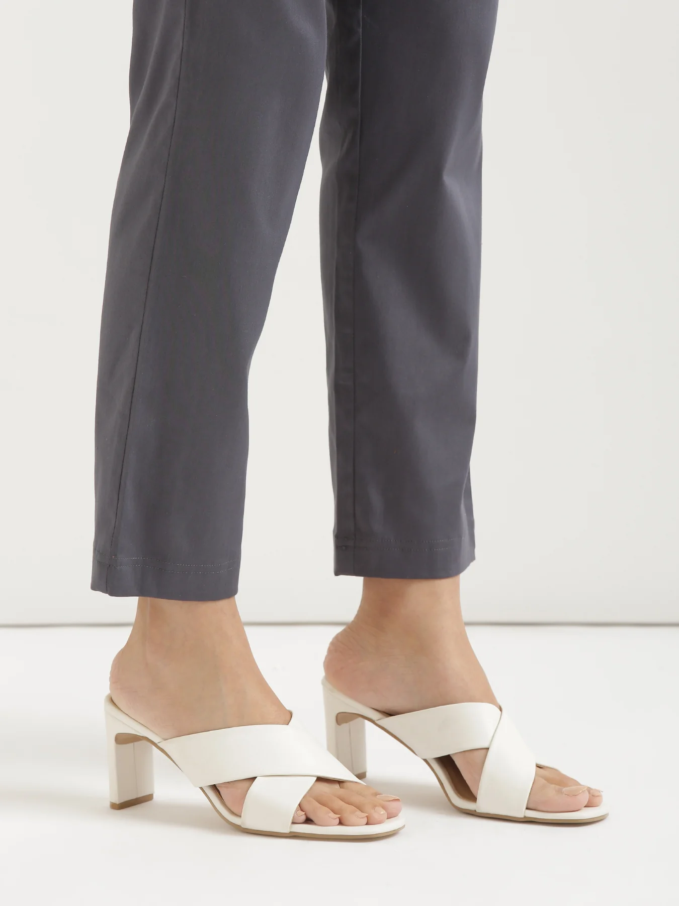 Women Grey Formal Pant - Image 10