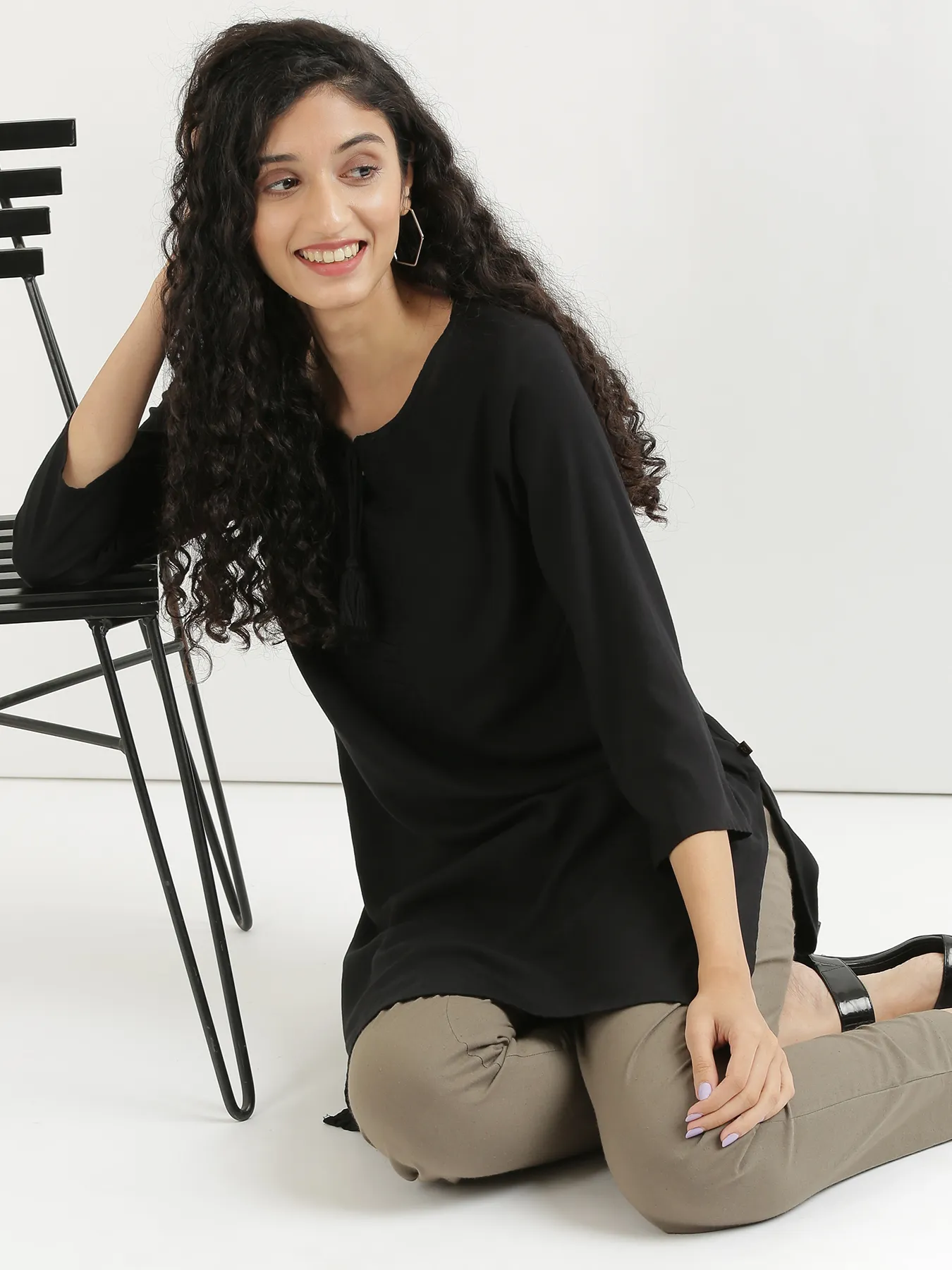 Women Grey Cotton Pant - Image 11