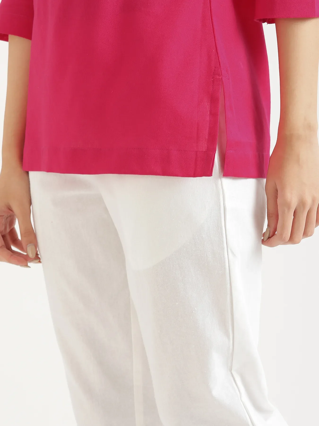 Women Hot Pink Airy Linen Short Kurta - Image 10