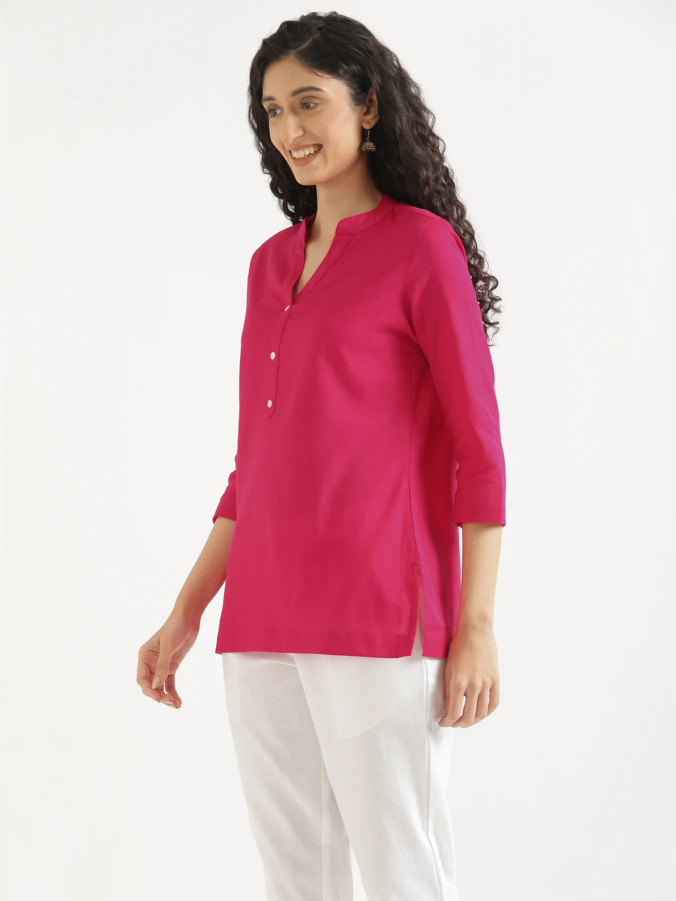 Women Hot Pink Airy Linen Short Kurta - Image 11
