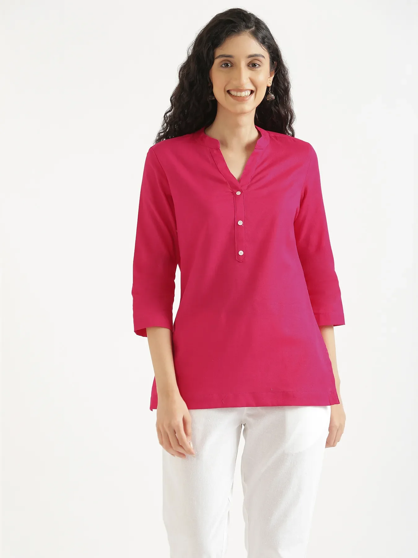 Women Hot Pink Airy Linen Short Kurta - Image 3