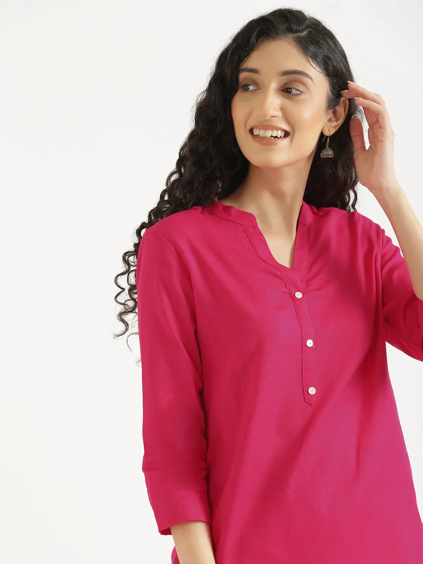 Women Hot Pink Airy Linen Short Kurta - Image 7