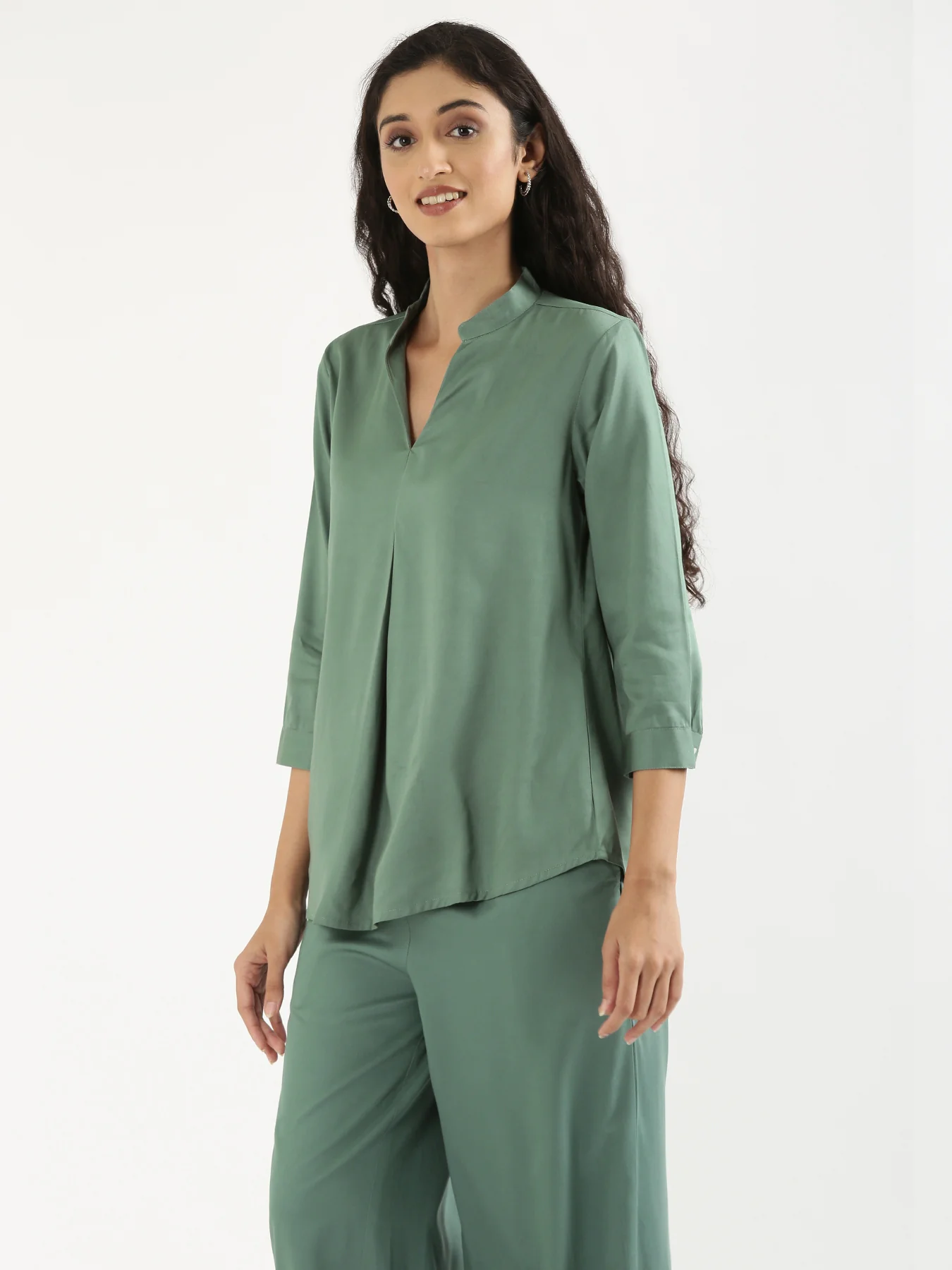 Women Jade Viscose Pleated Top - Image 4