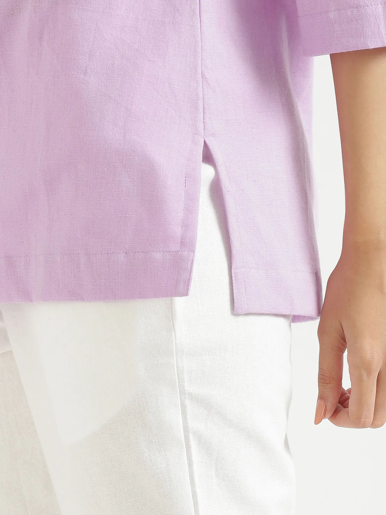 Women Lilac Airy Linen Short Kurta - Image 9