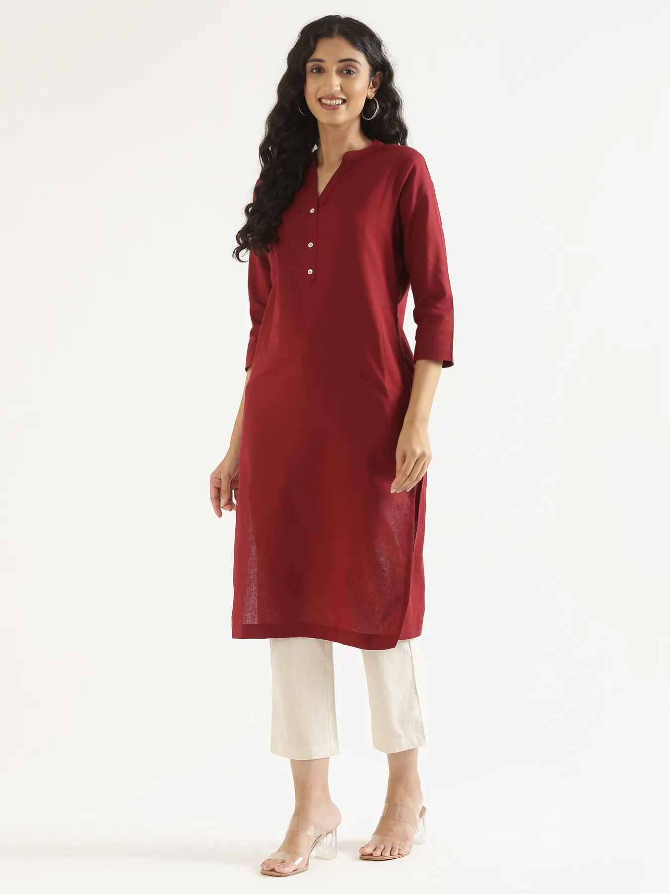 Women Maroon Airy Linen Long Kurta - Image 12