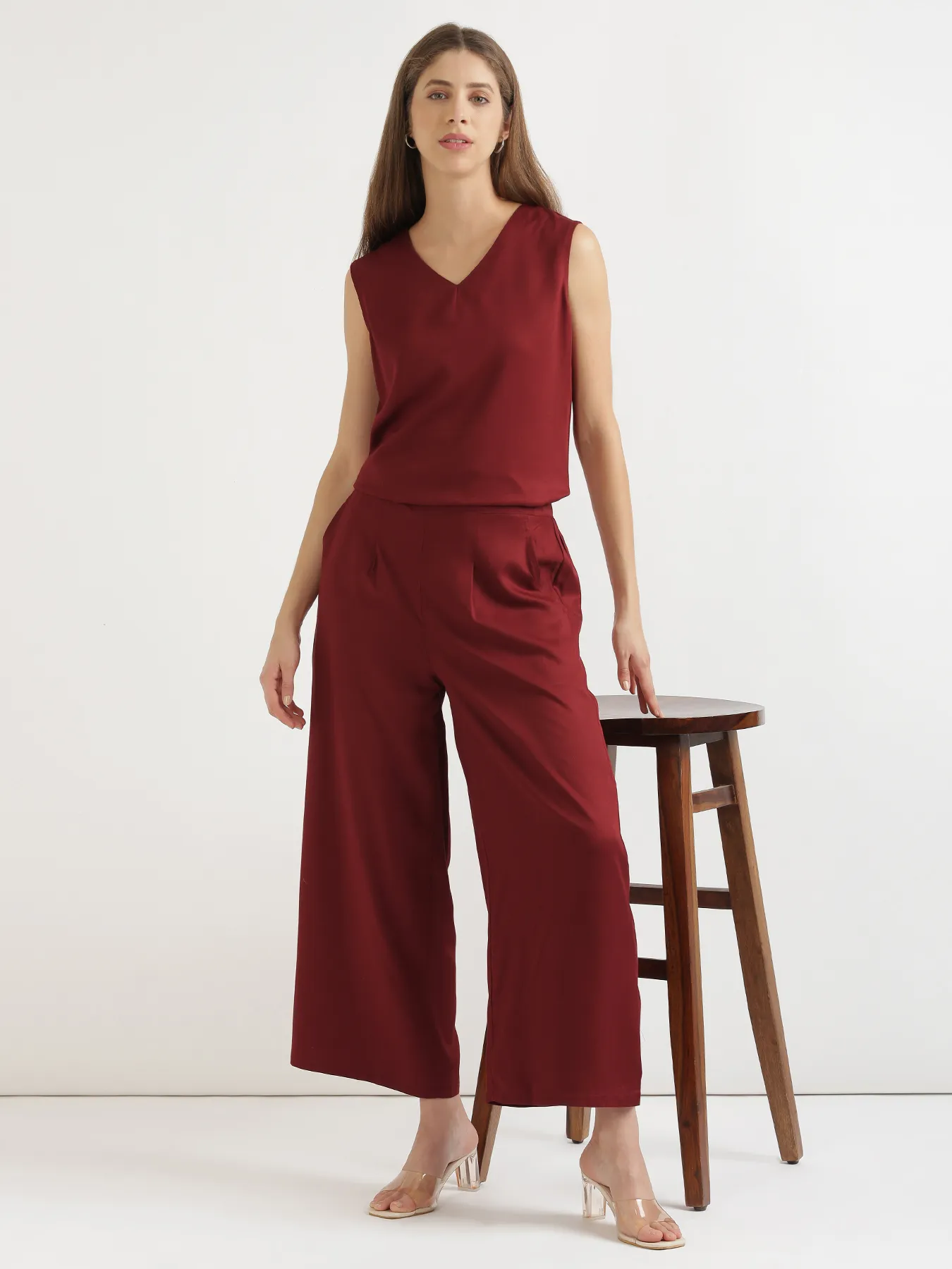 Women Maroon V-Neck Sleeveless Top - Image 10