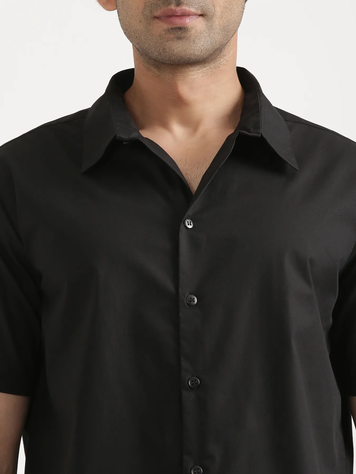 Men Black Better Cotton Short Sleeve Shirt - Image 7