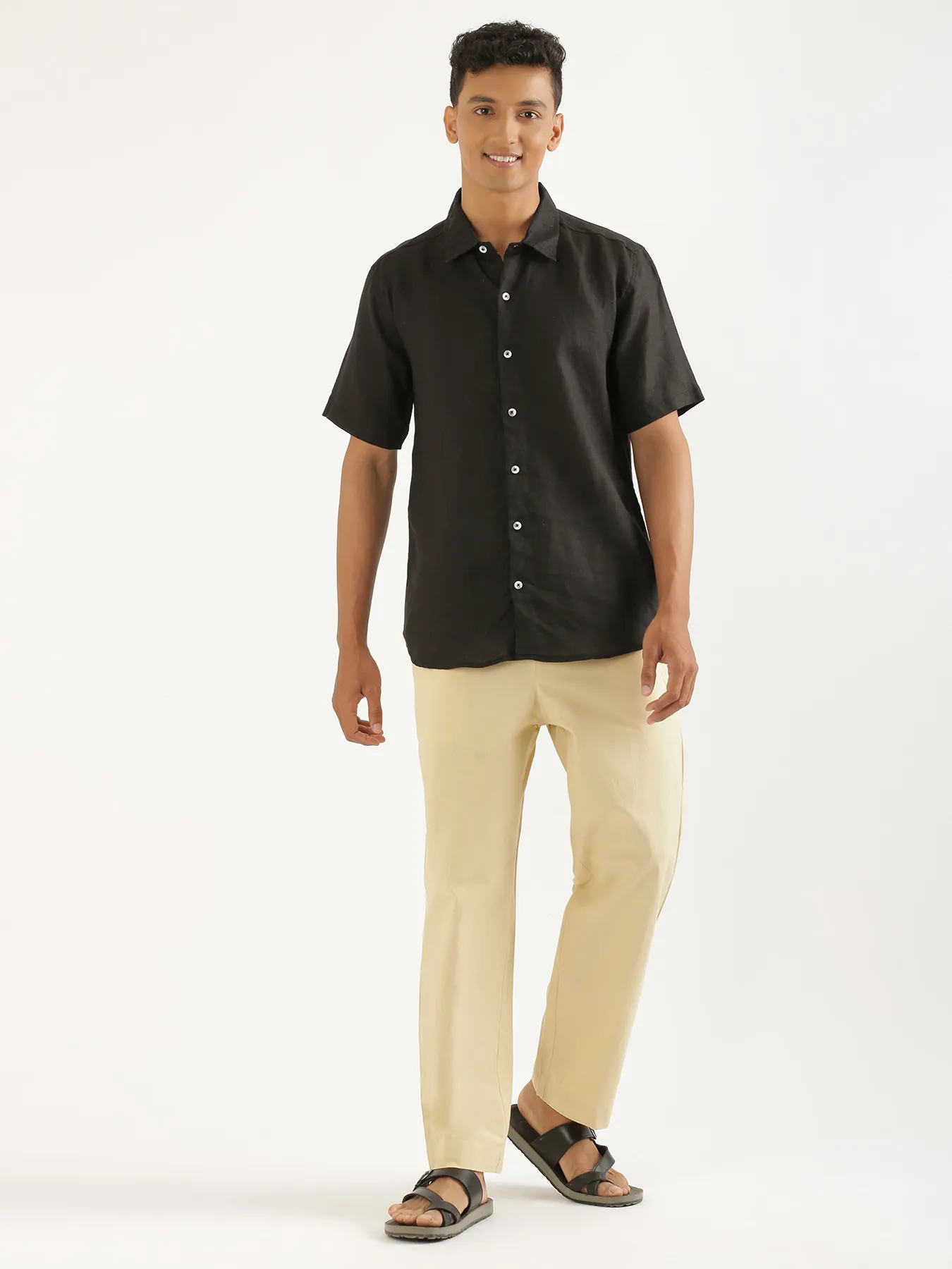 Men Black Pure Linen Short Sleeve Shirt - Image 3