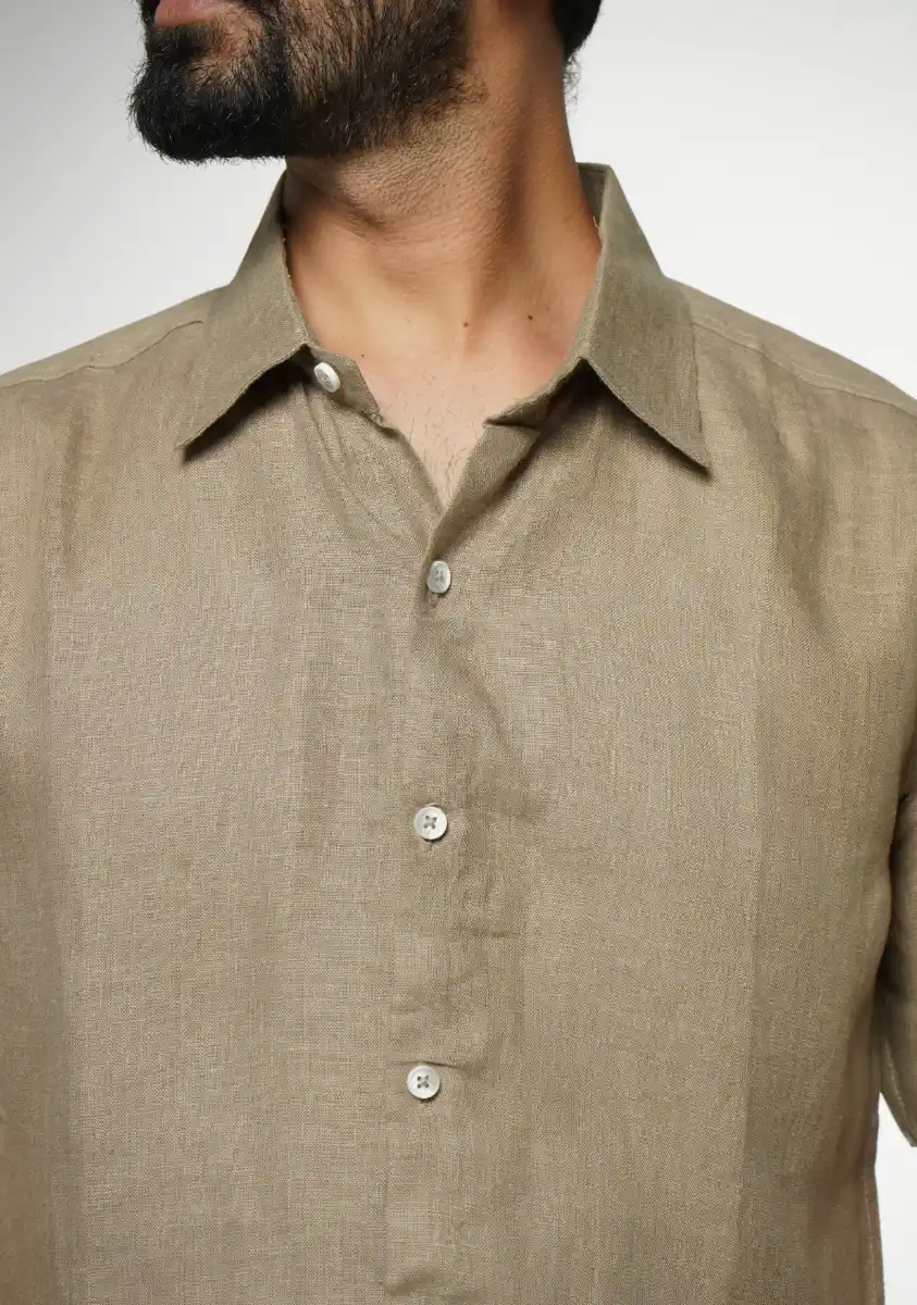 Men Khakhi Pure Linen Short Sleeve Shirt - Image 4