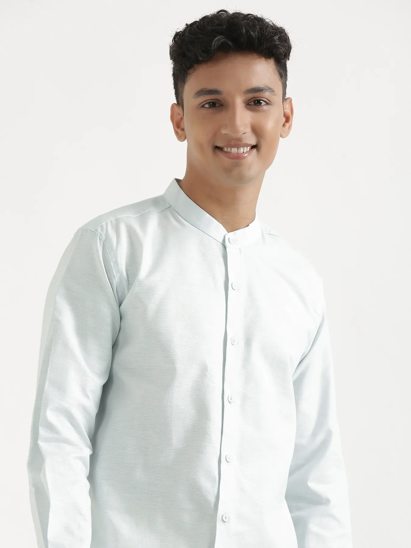 Men Powder Blue Linen Blend Mandarin Collar Shirt - Image 4