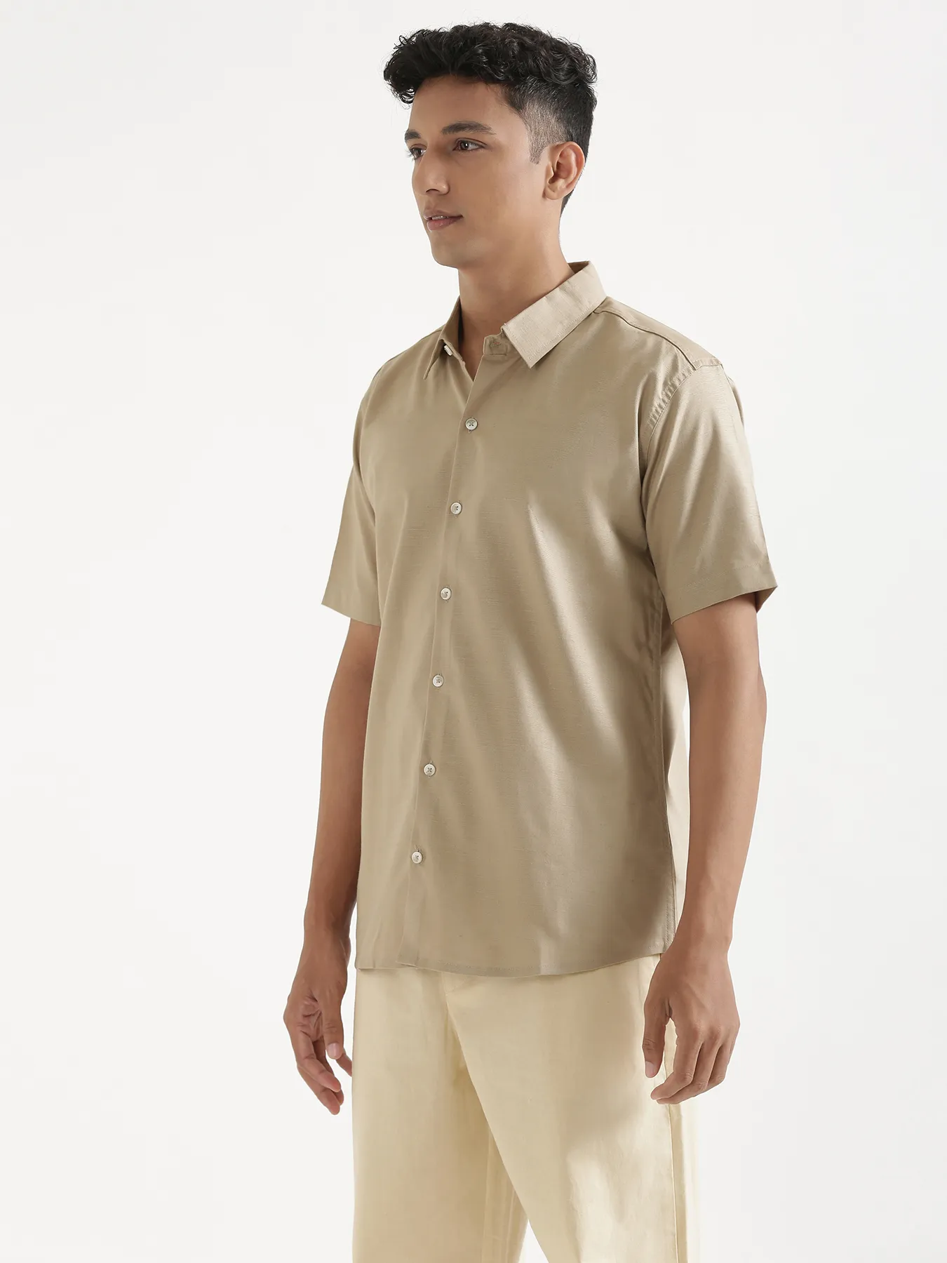 Men Taupe Linen Blend Short Sleeve Shirt - Image 5