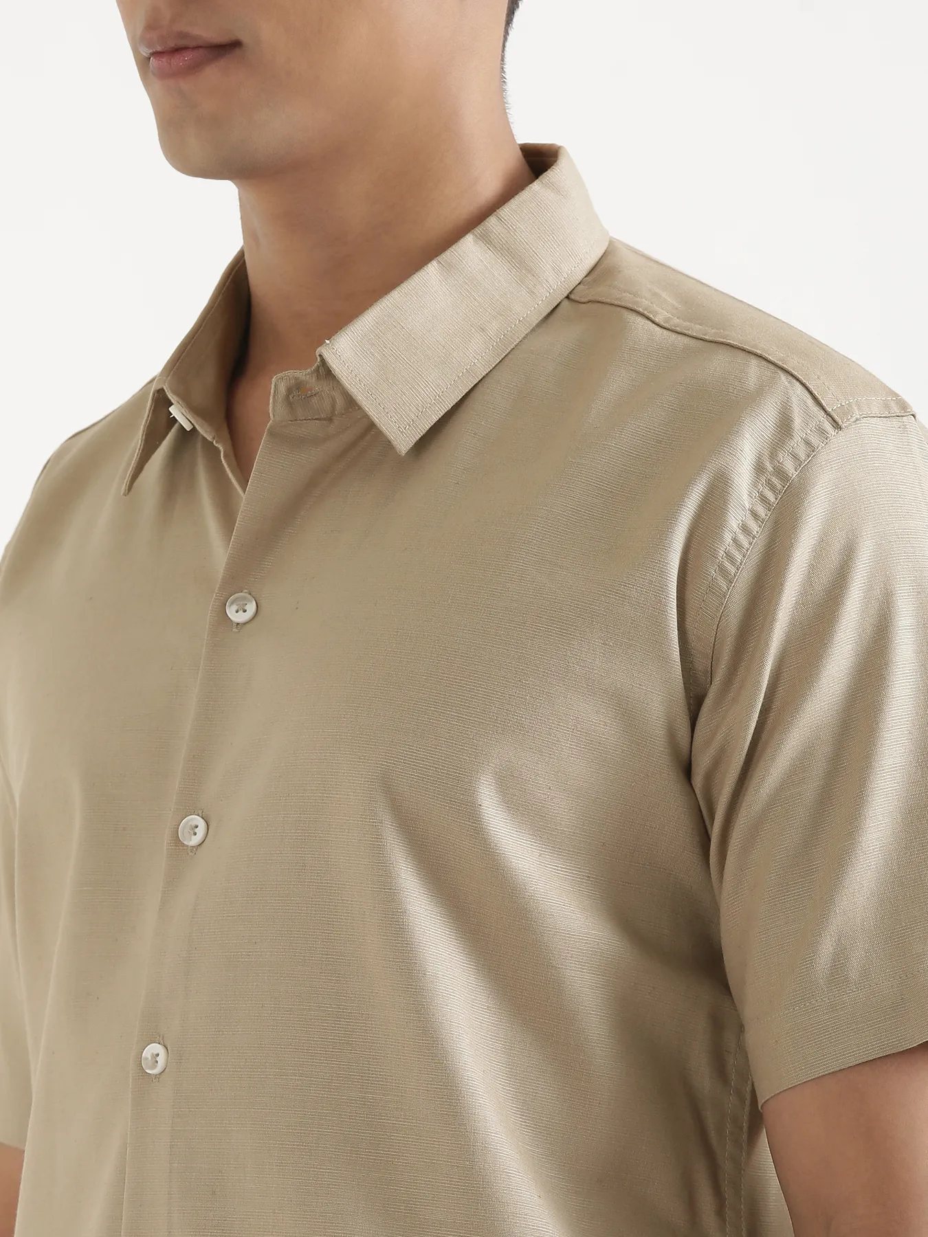 Men Taupe Linen Blend Short Sleeve Shirt - Image 7