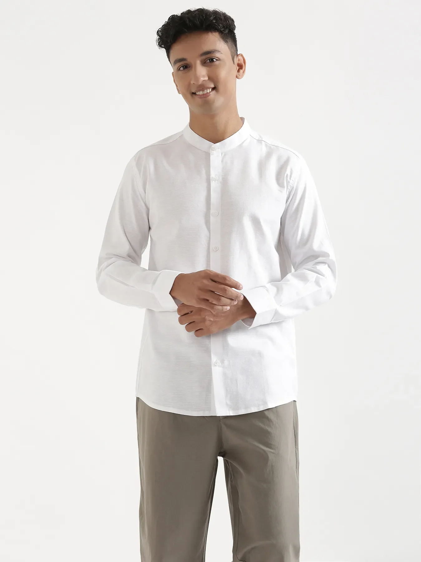 Men White Linen Blend Mandarin Collar Shirt - Image 3