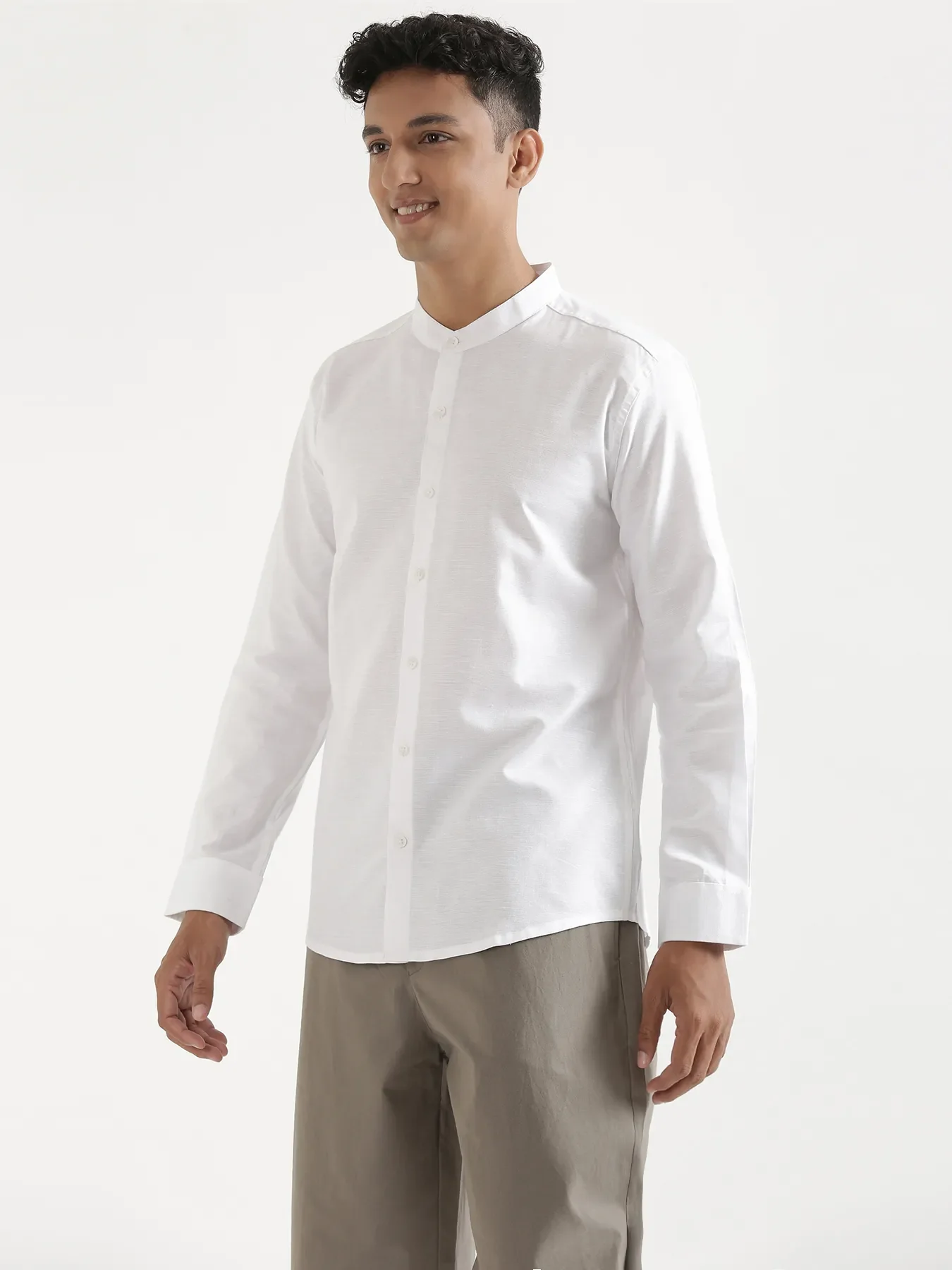 Men White Linen Blend Mandarin Collar Shirt - Image 5