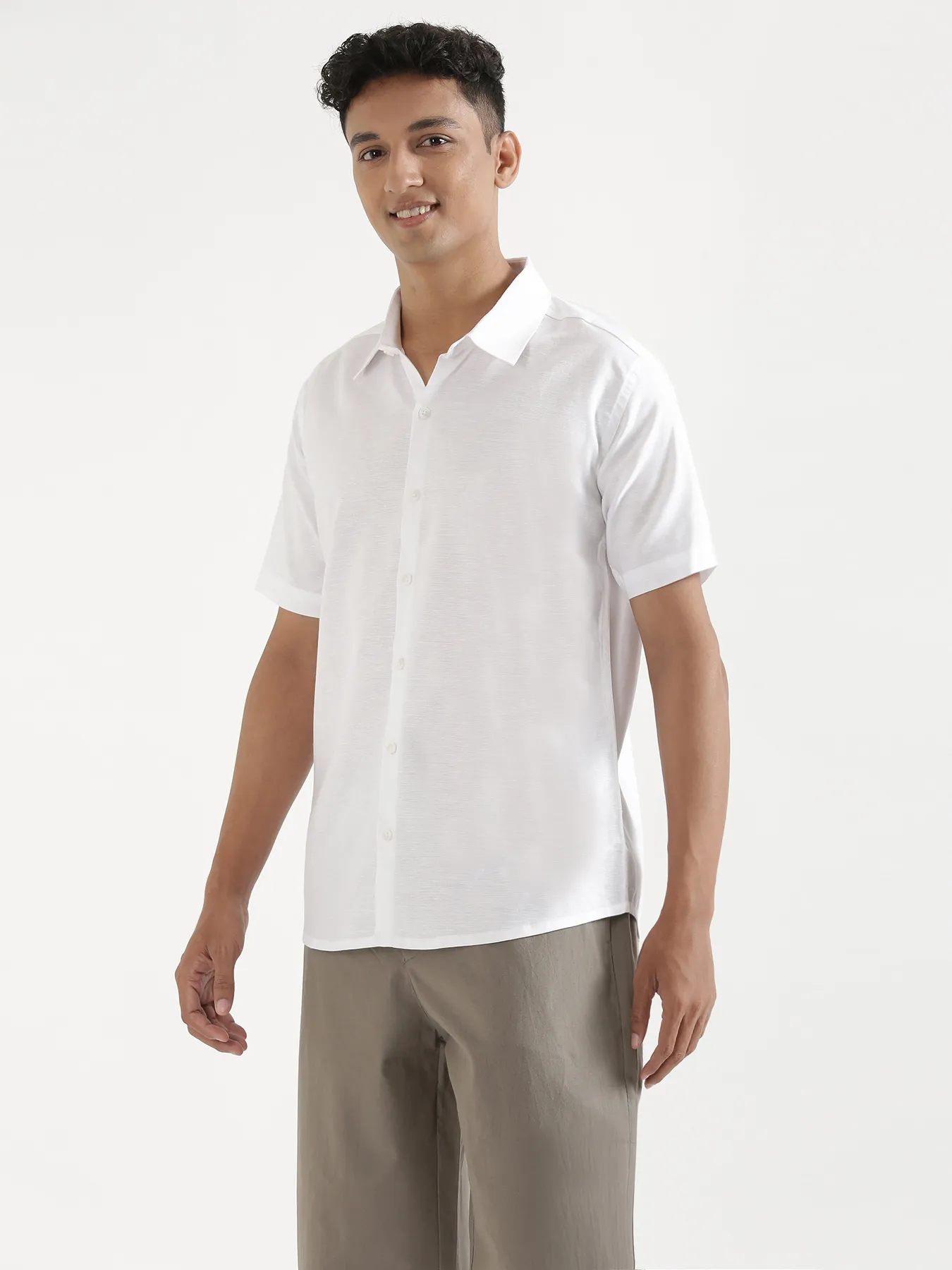 Men White Linen Blend Short Sleeve Shirt - Image 5