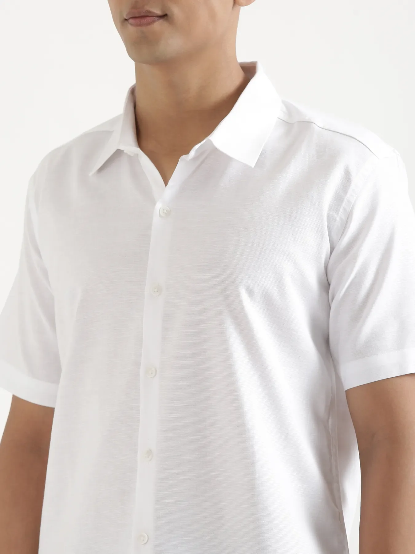 Men White Linen Blend Short Sleeve Shirt - Image 6