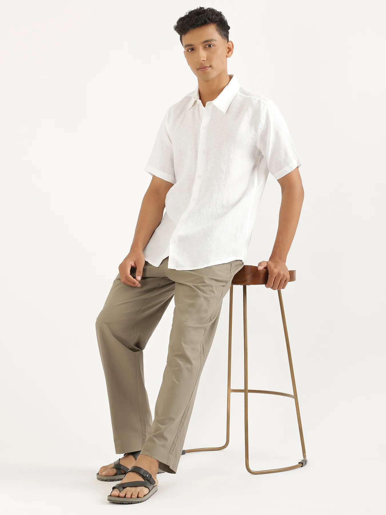 Men White Pure Linen Short Sleeve Shirt - Image 10