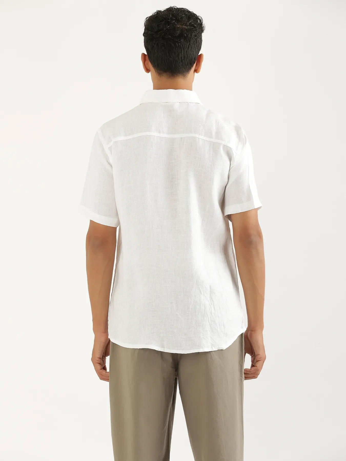 Men White Pure Linen Short Sleeve Shirt - Image 9