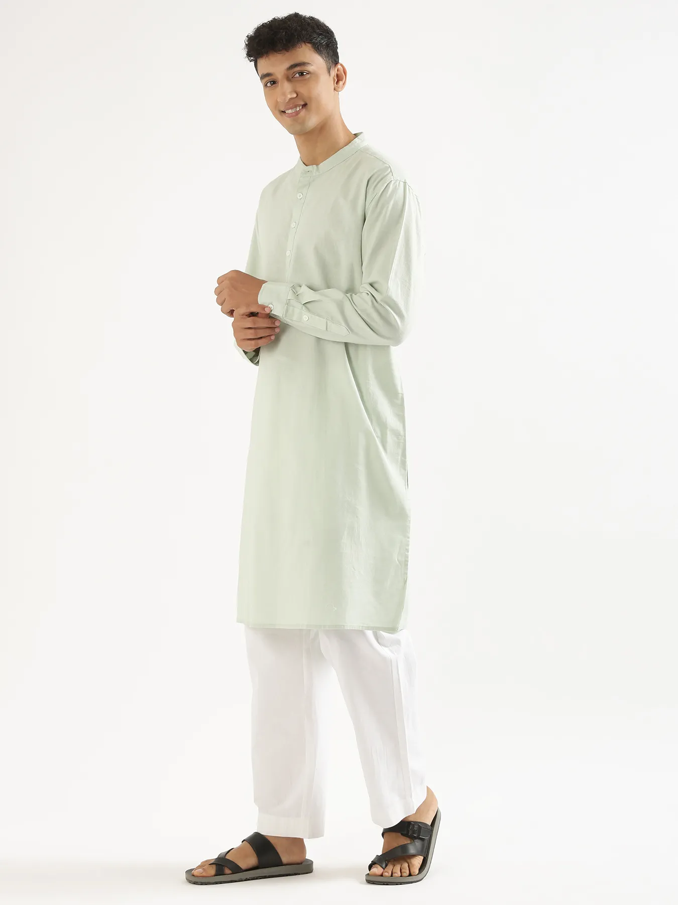 Men Mint Green Airy Linen Long Kurta - Image 3