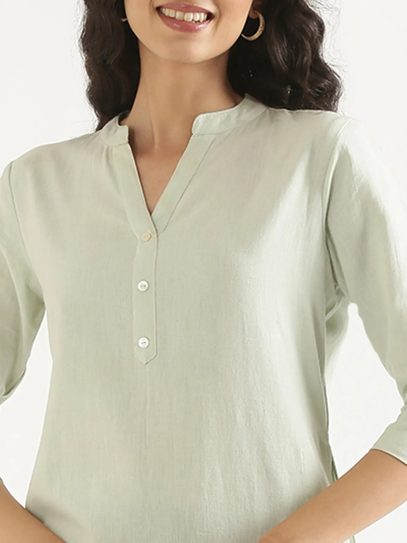 Women Mint Green Airy Linen Long Kurta - Image 5