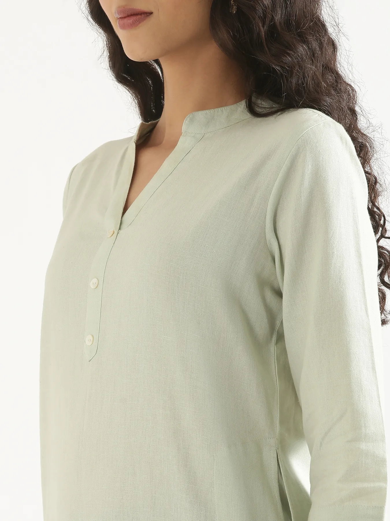 Women Mint Green Airy Linen Long Kurta - Image 6