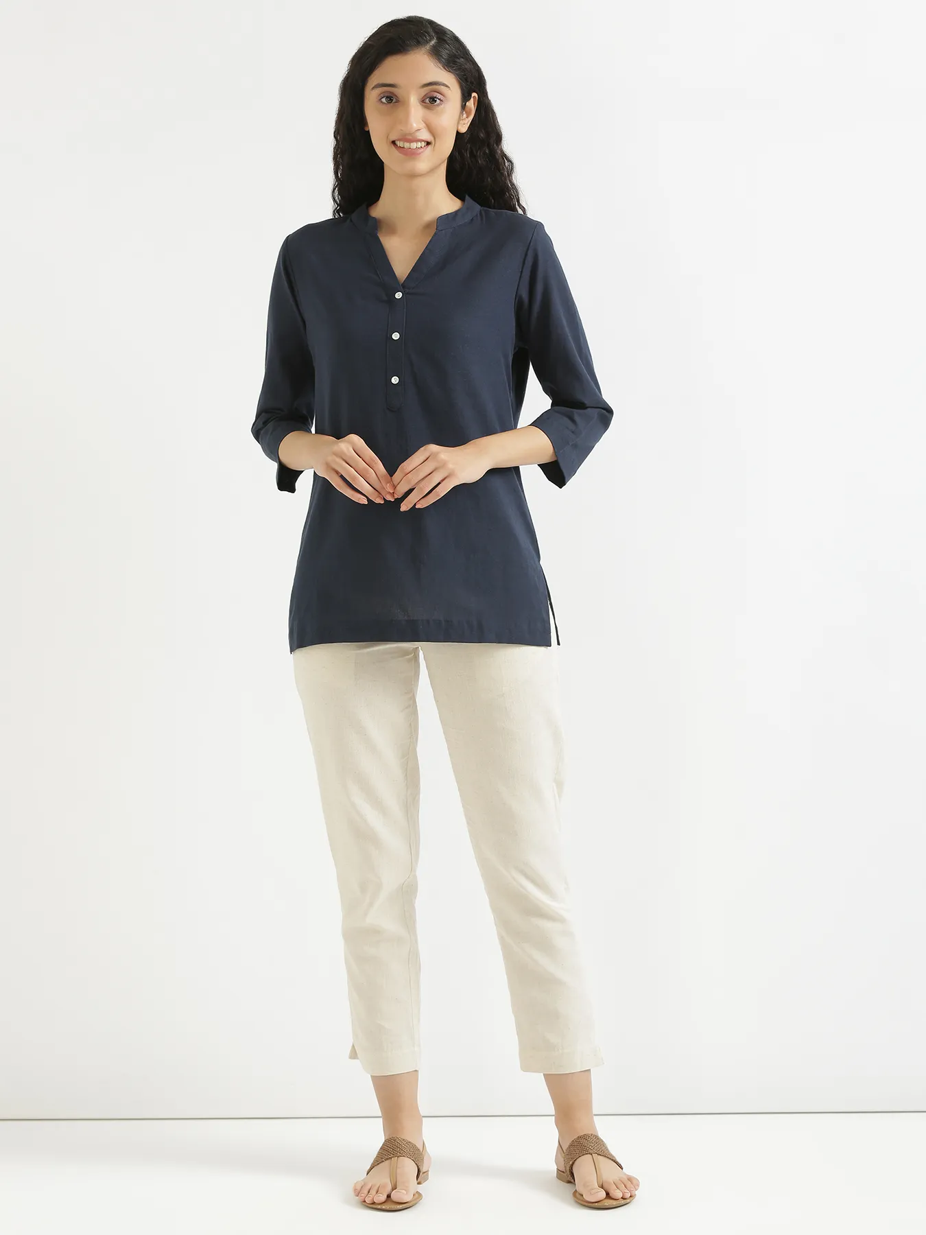 Women Navy Blue Airy Linen Short Kurta - Image 7