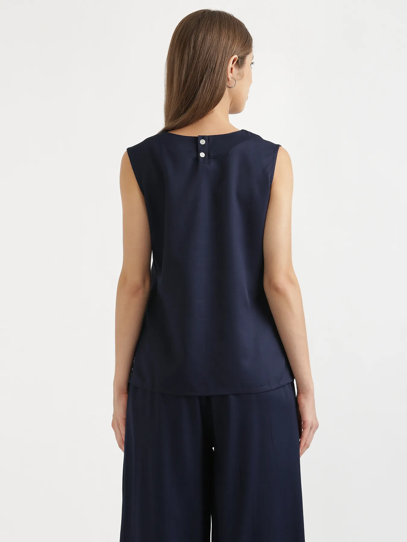 Women Navy Blue V-Neck Sleeveless Top - Image 9
