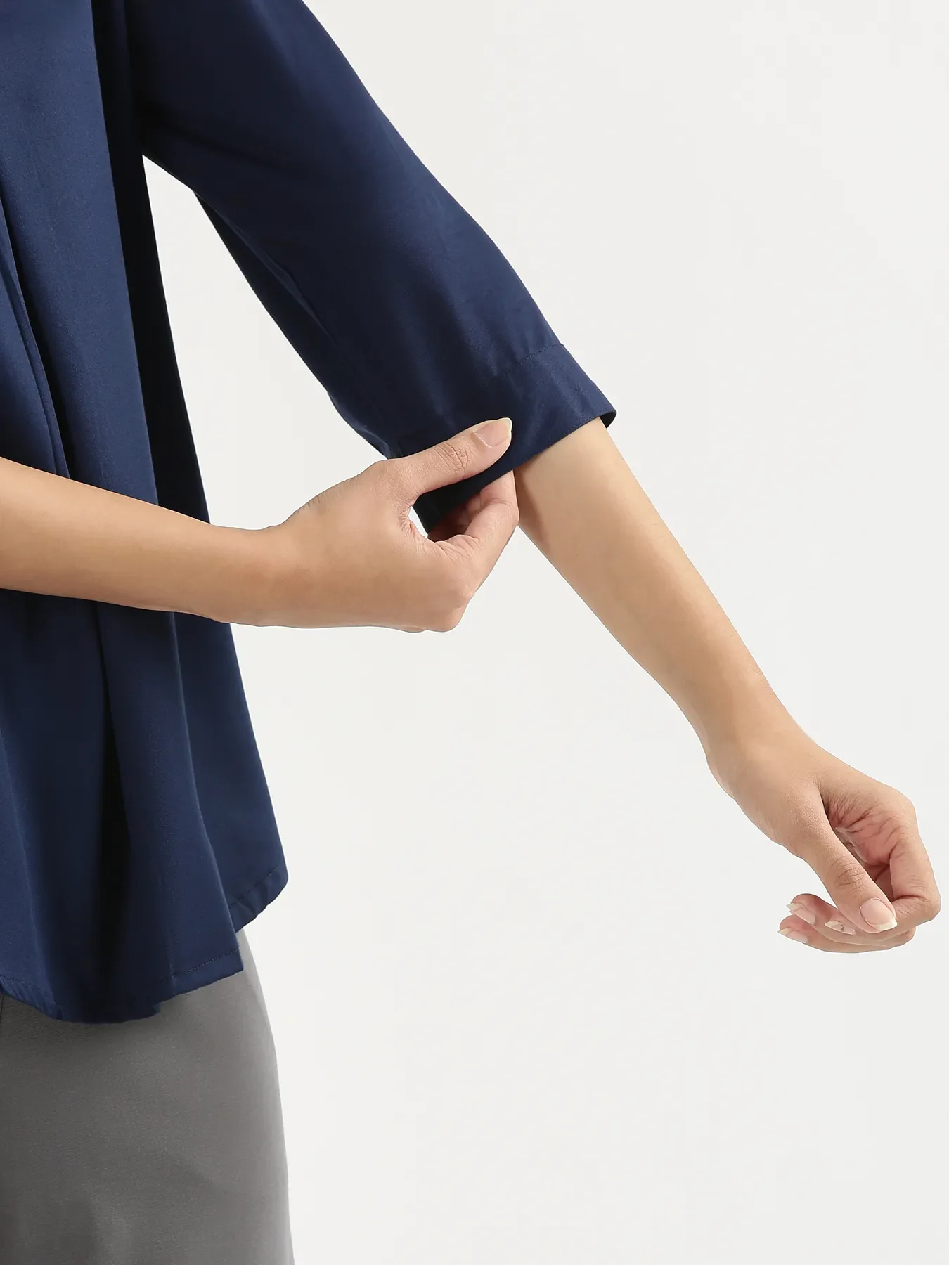 Women Navy Blue Viscose Pleated Top - Image 7