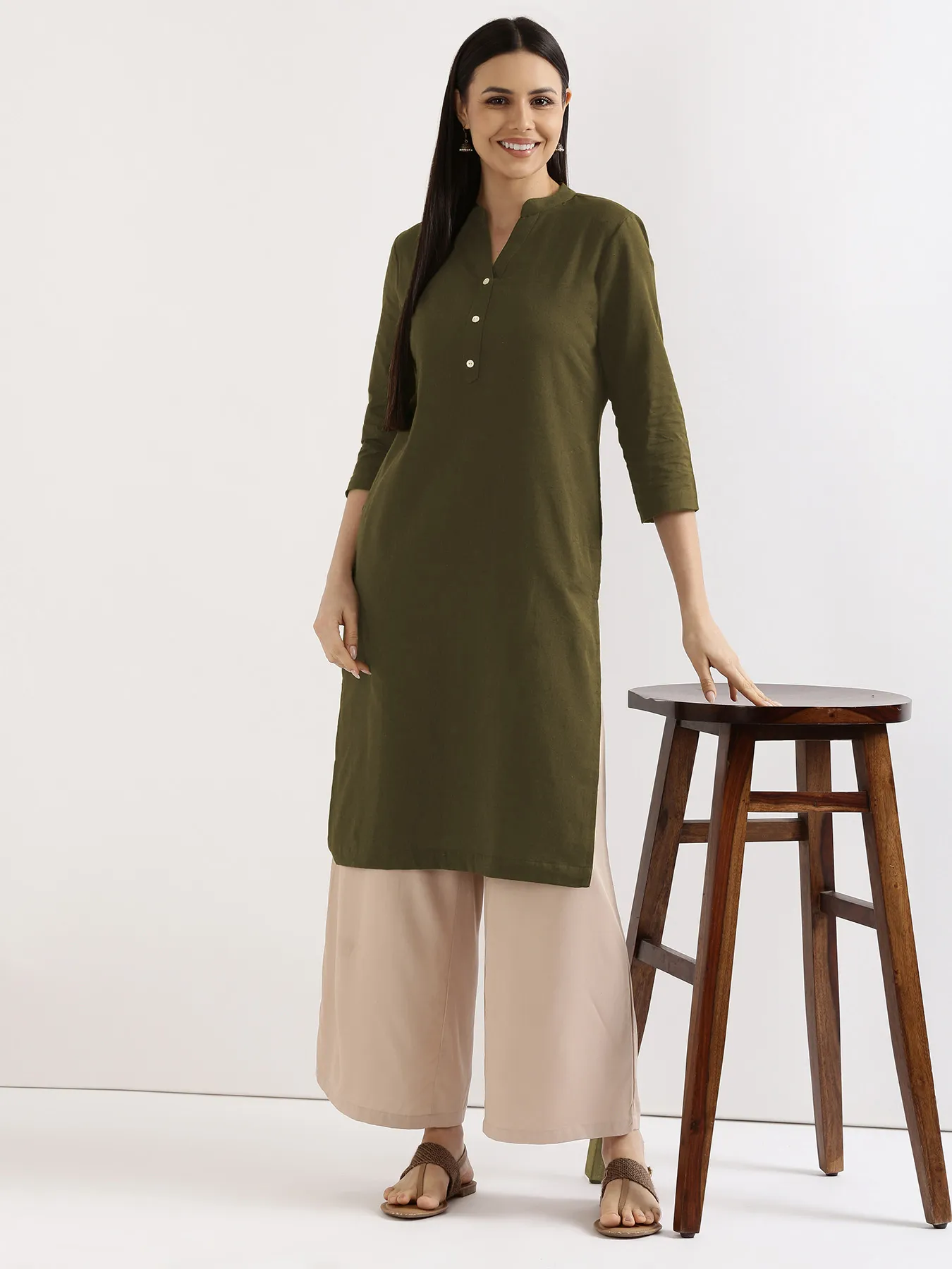 Women Olive Green Airy Linen Long Kurta - Image 11