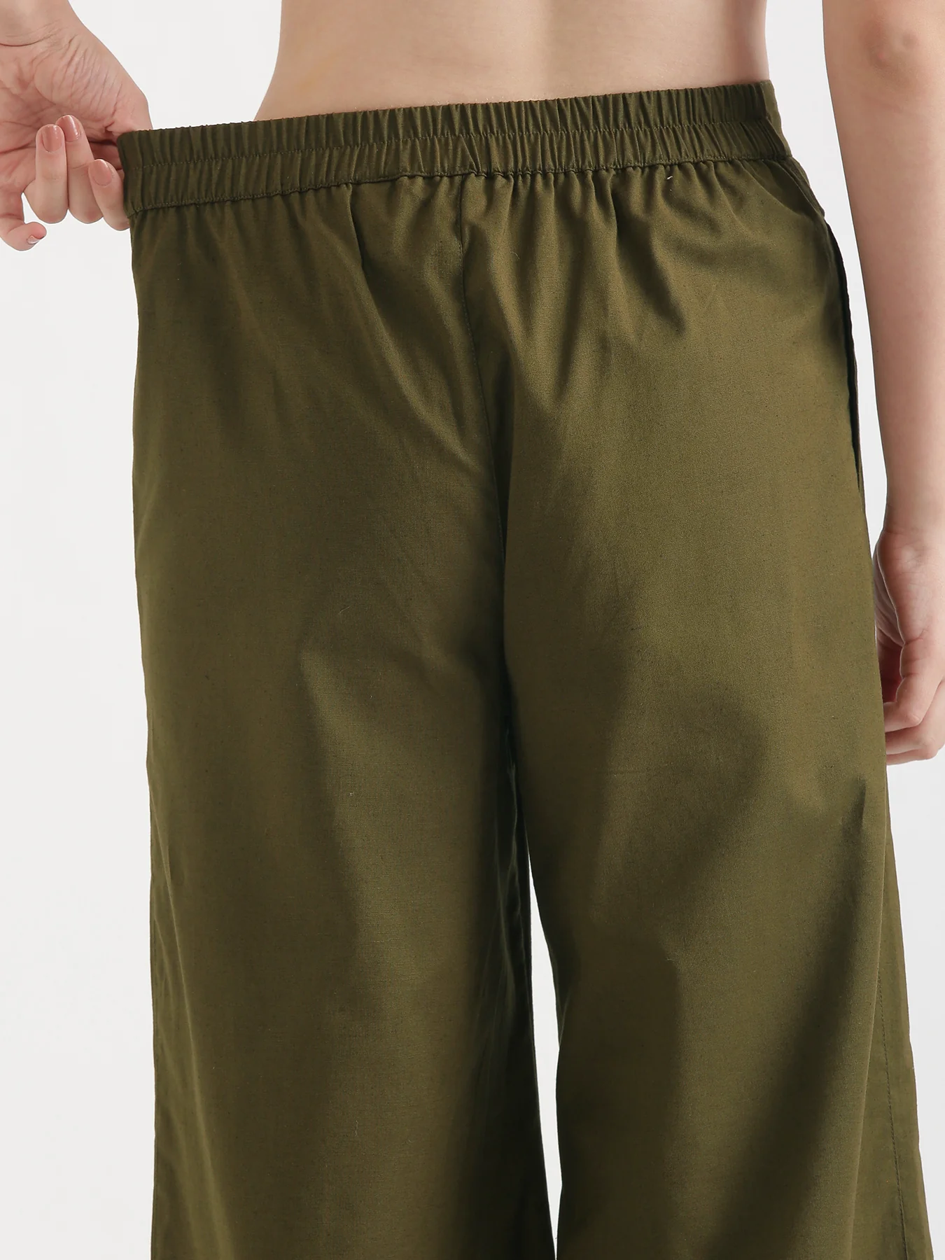 Women Olive Green Airy Linen Wide Leg Pant - Image 11