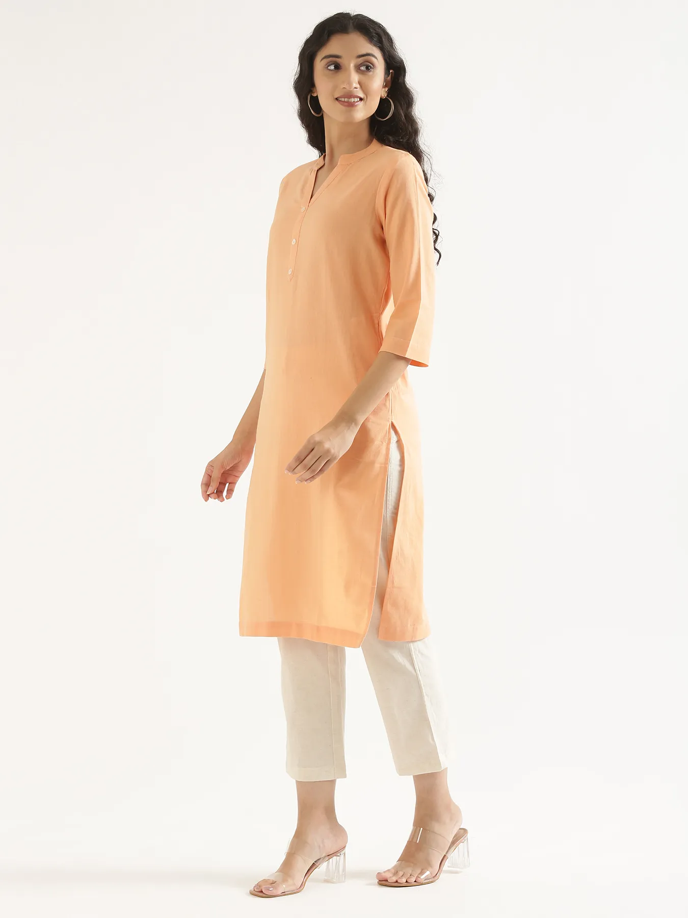 Women Peach Airy Linen Long Kurta - Image 3