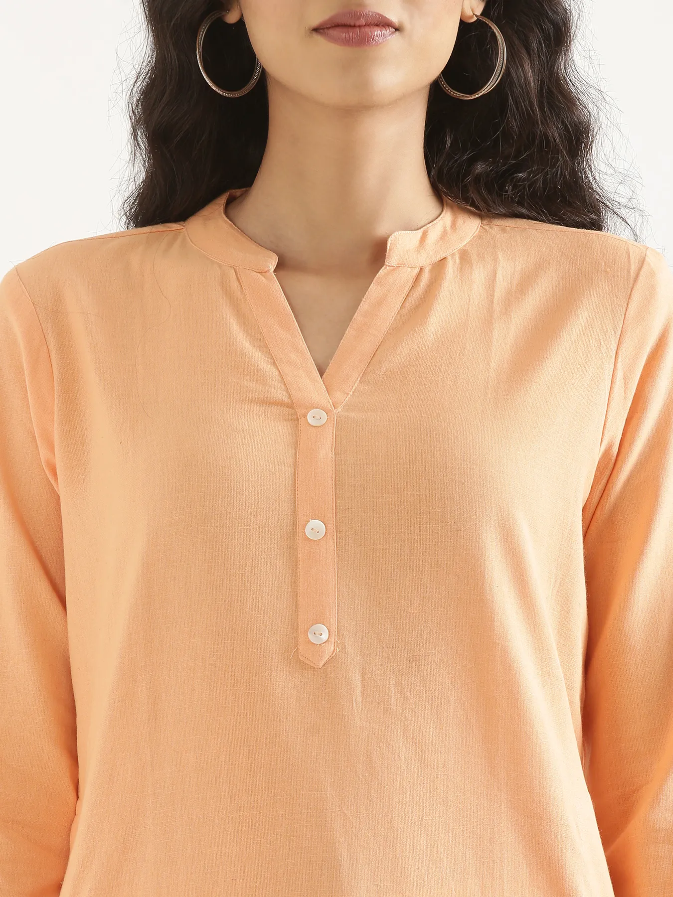 Women Peach Airy Linen Long Kurta - Image 5