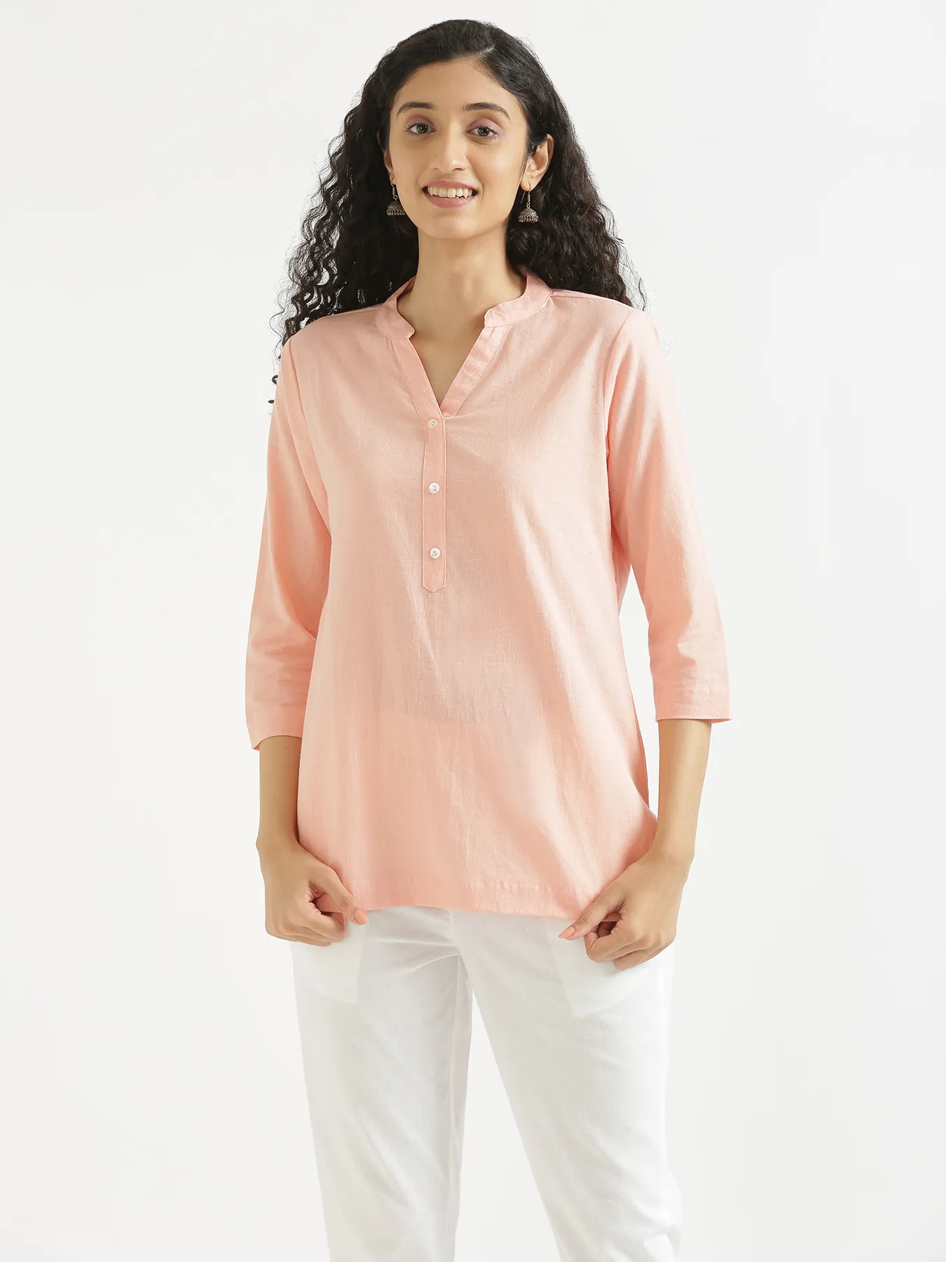 Women Peach Airy Linen Short Kurta - Image 3